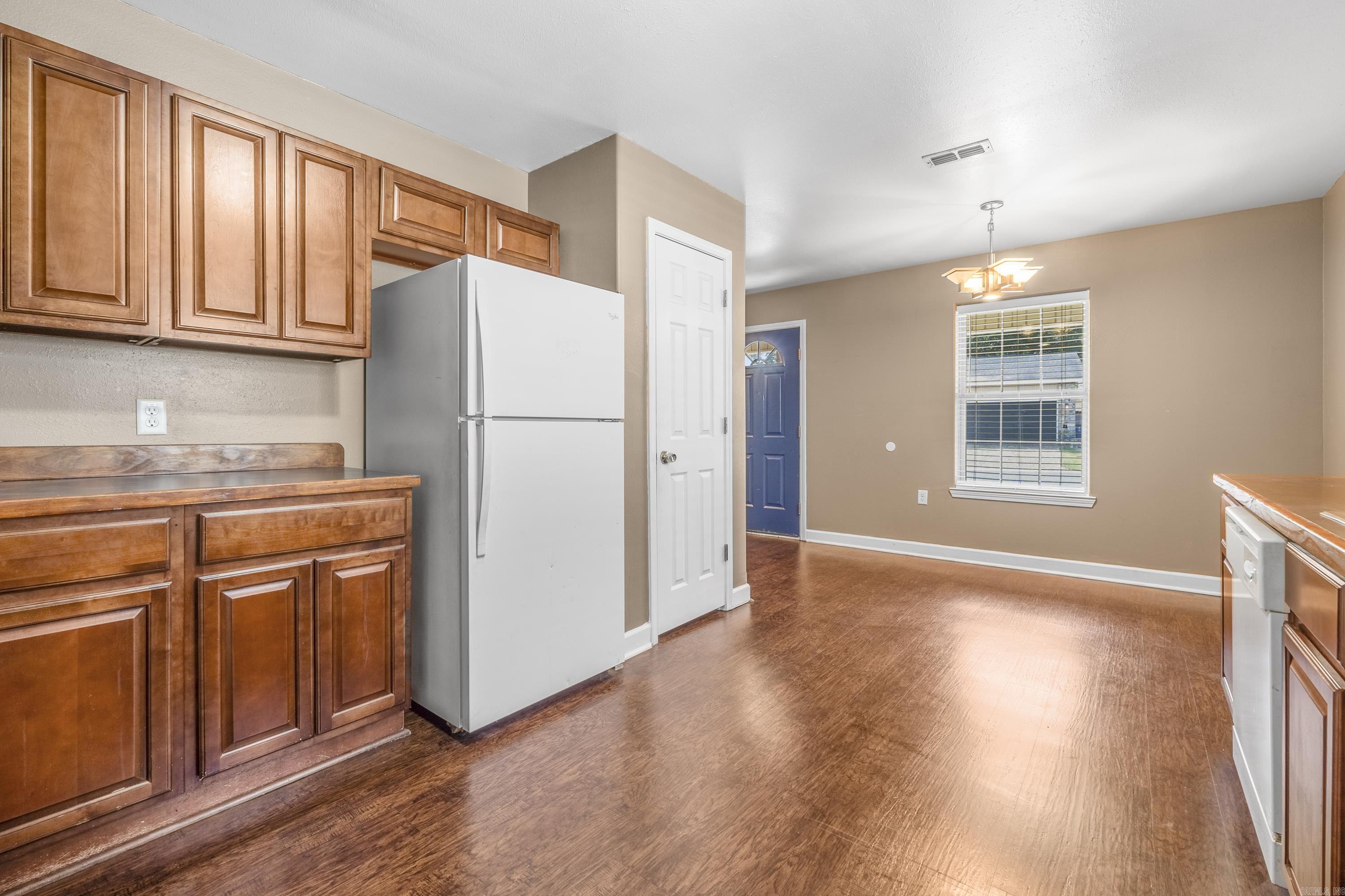 BROOKSHIRE TO COOK MTN VIL - Residential