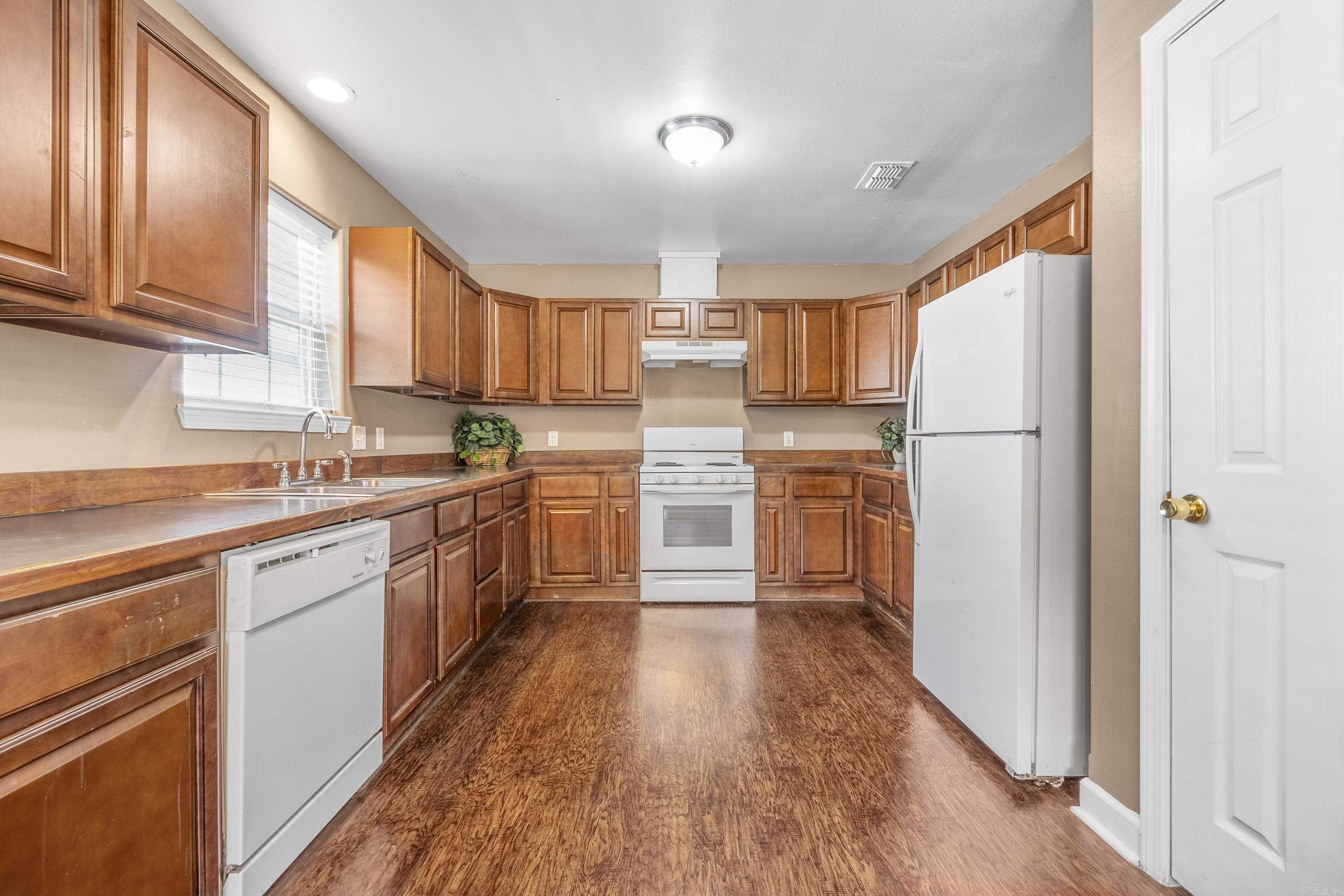 BROOKSHIRE TO COOK MTN VIL - Residential