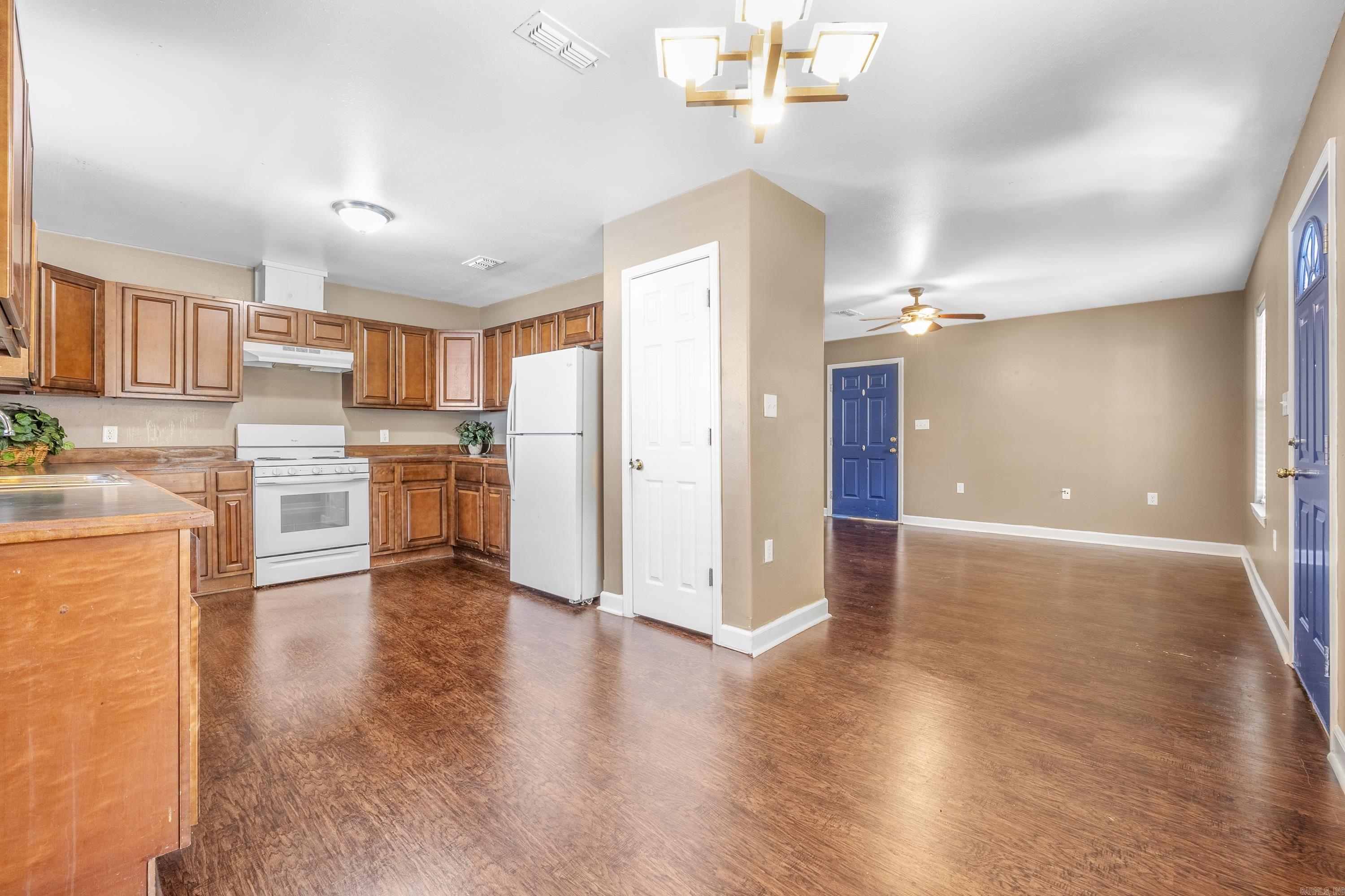 BROOKSHIRE TO COOK MTN VIL - Residential