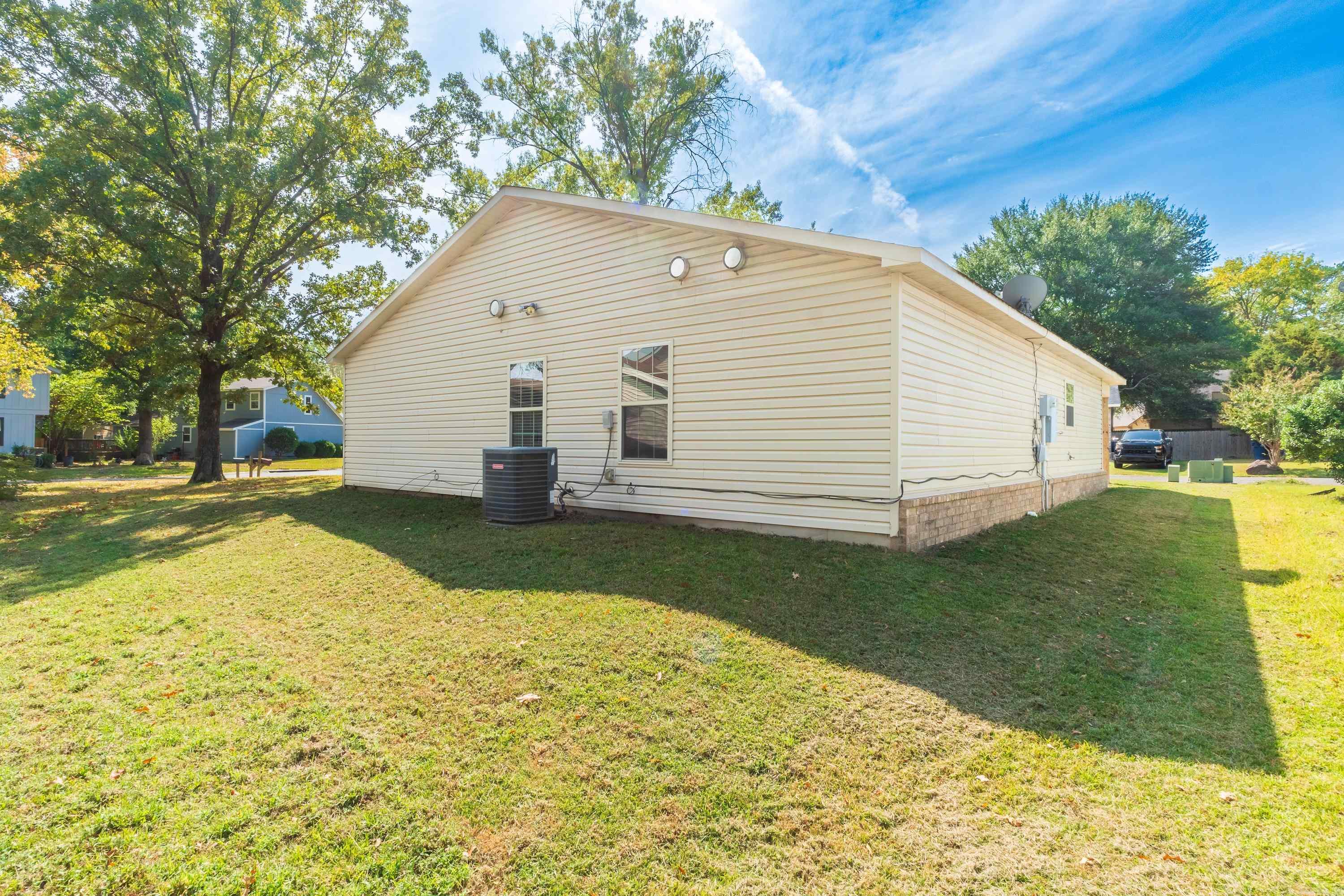 BROOKSHIRE TO COOK MTN VIL - Residential