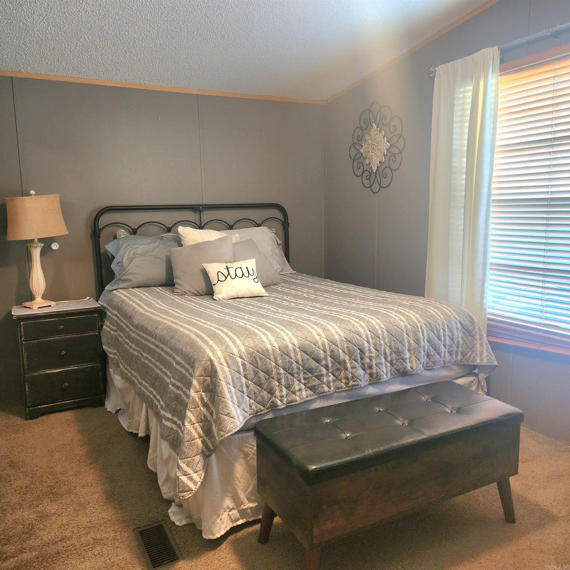 CEDAR FALLS - Residential