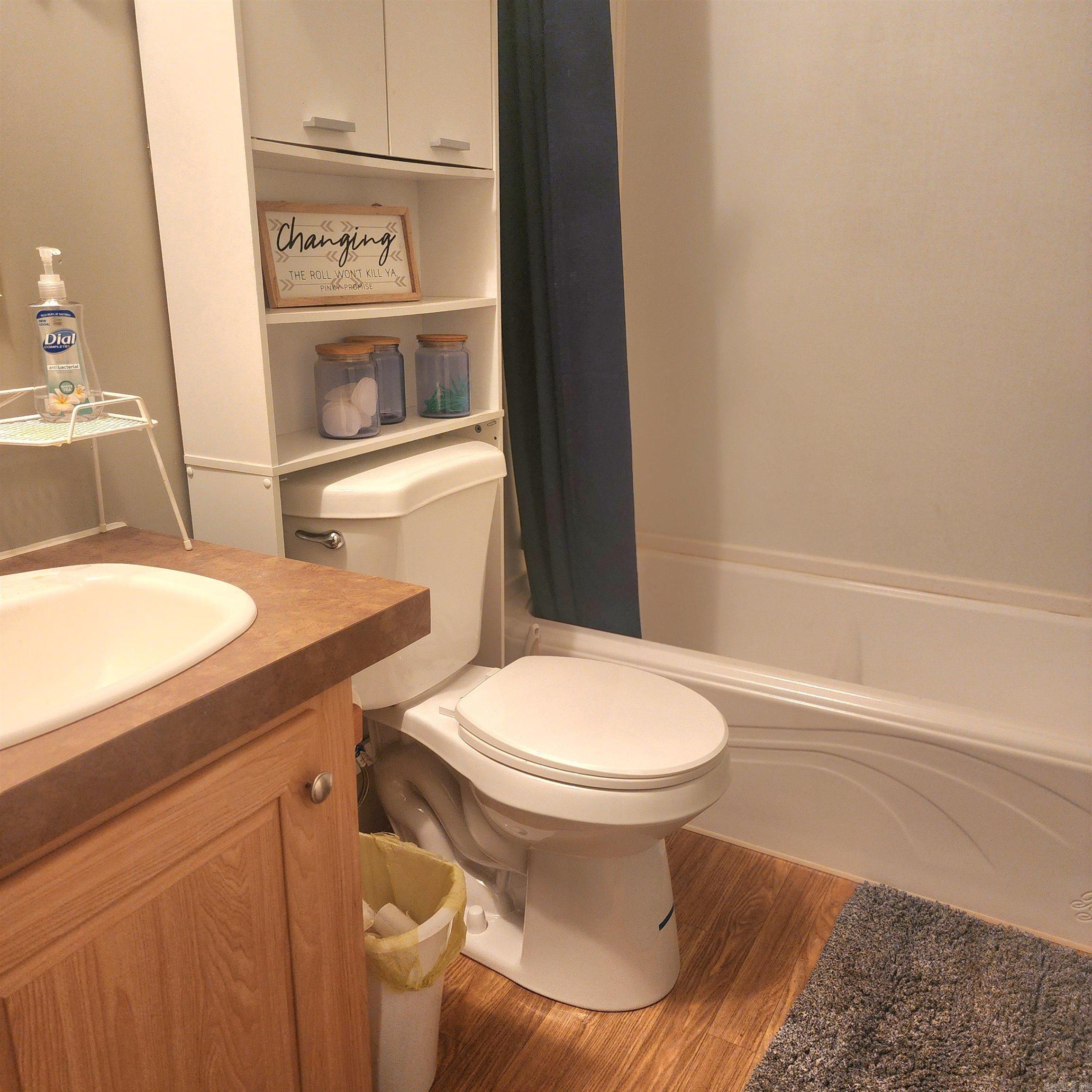 CEDAR FALLS - Residential