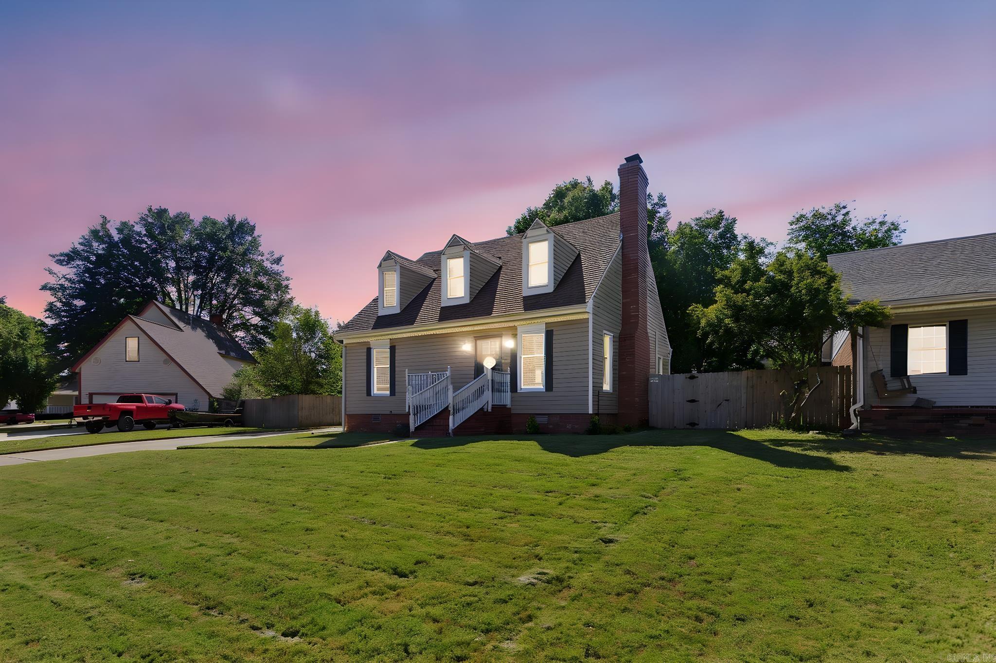 RIVER OAKS - Residential