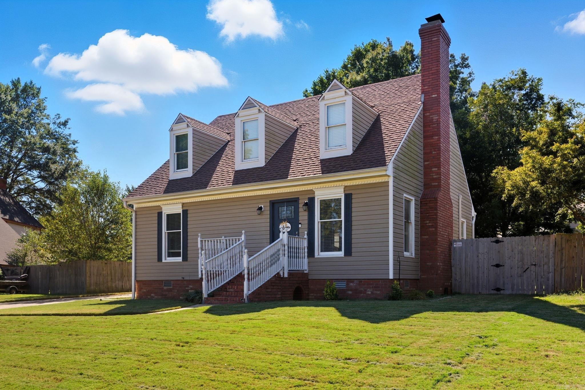 RIVER OAKS - Residential