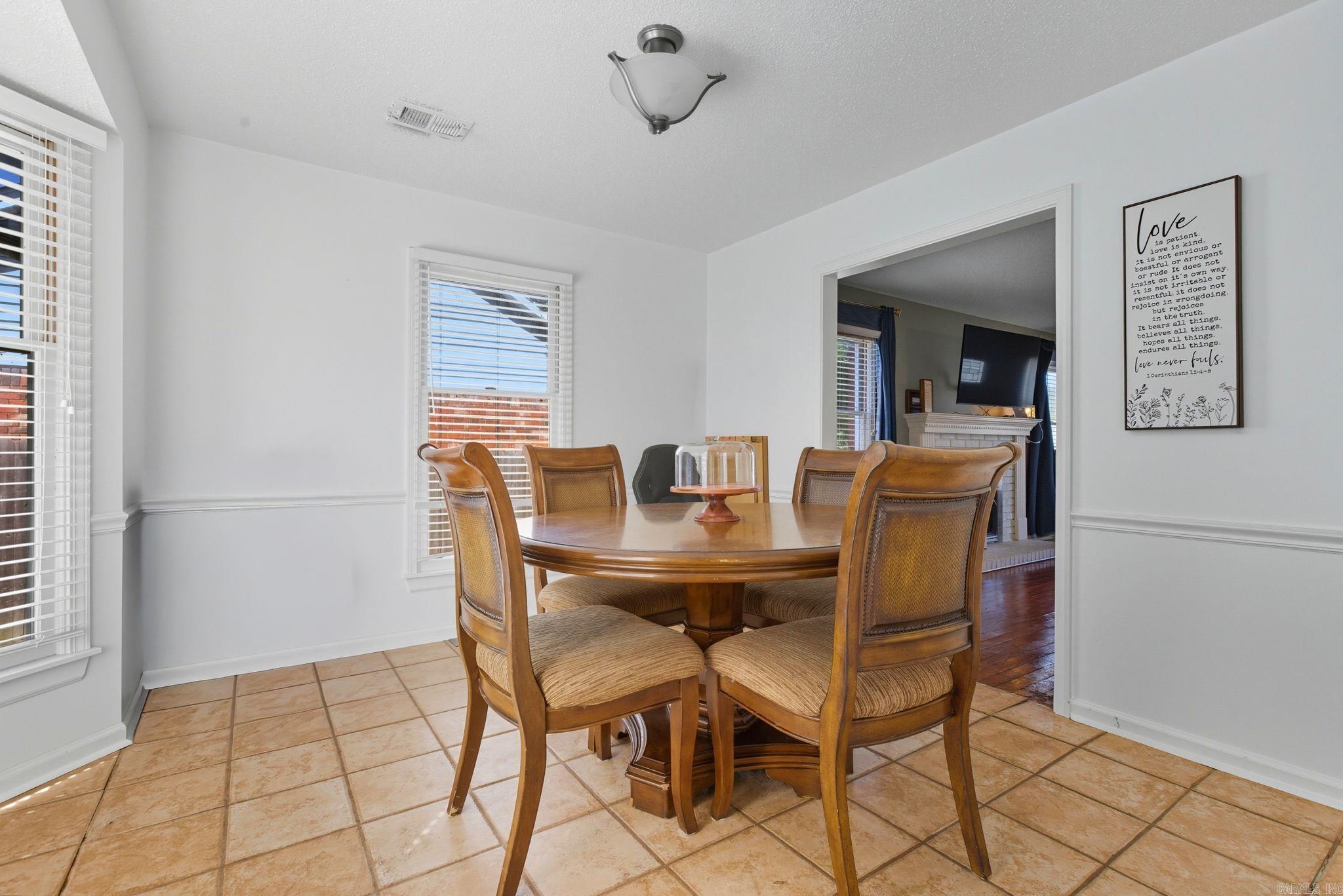 RIVER OAKS - Residential