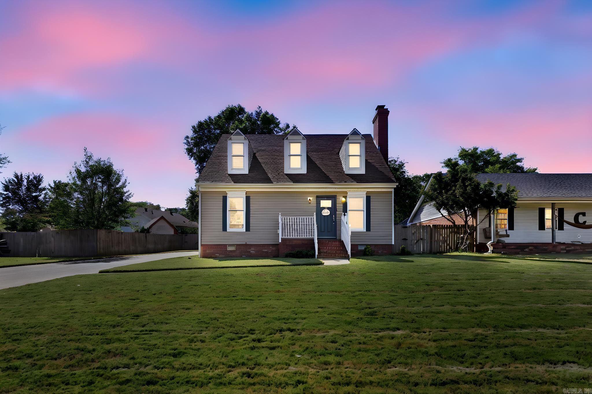 RIVER OAKS - Residential