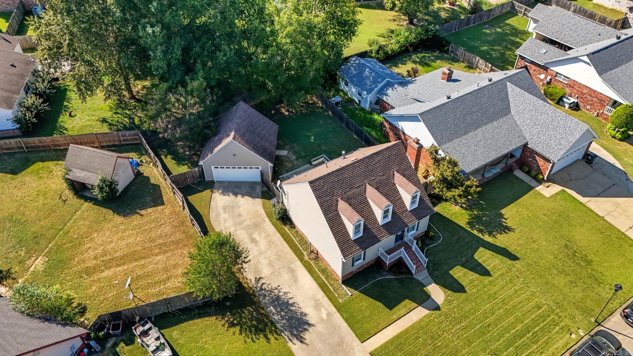 RIVER OAKS - Residential