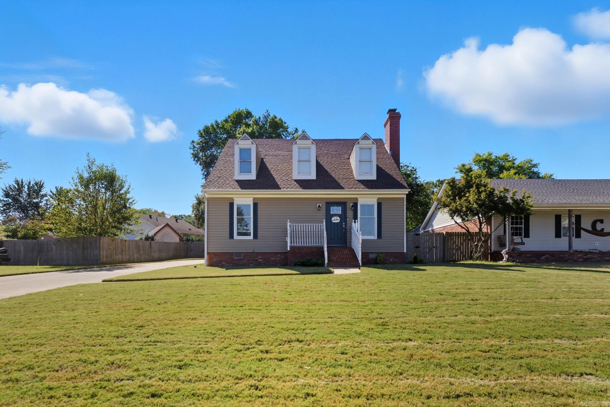 RIVER OAKS - Residential