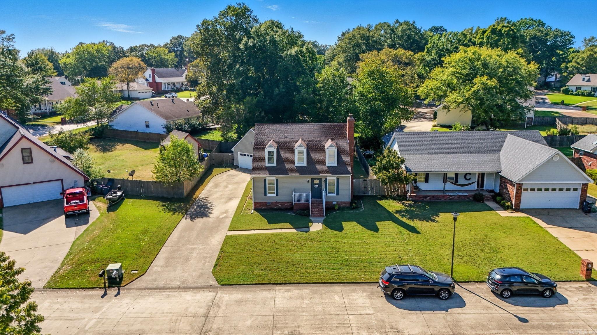 RIVER OAKS - Residential
