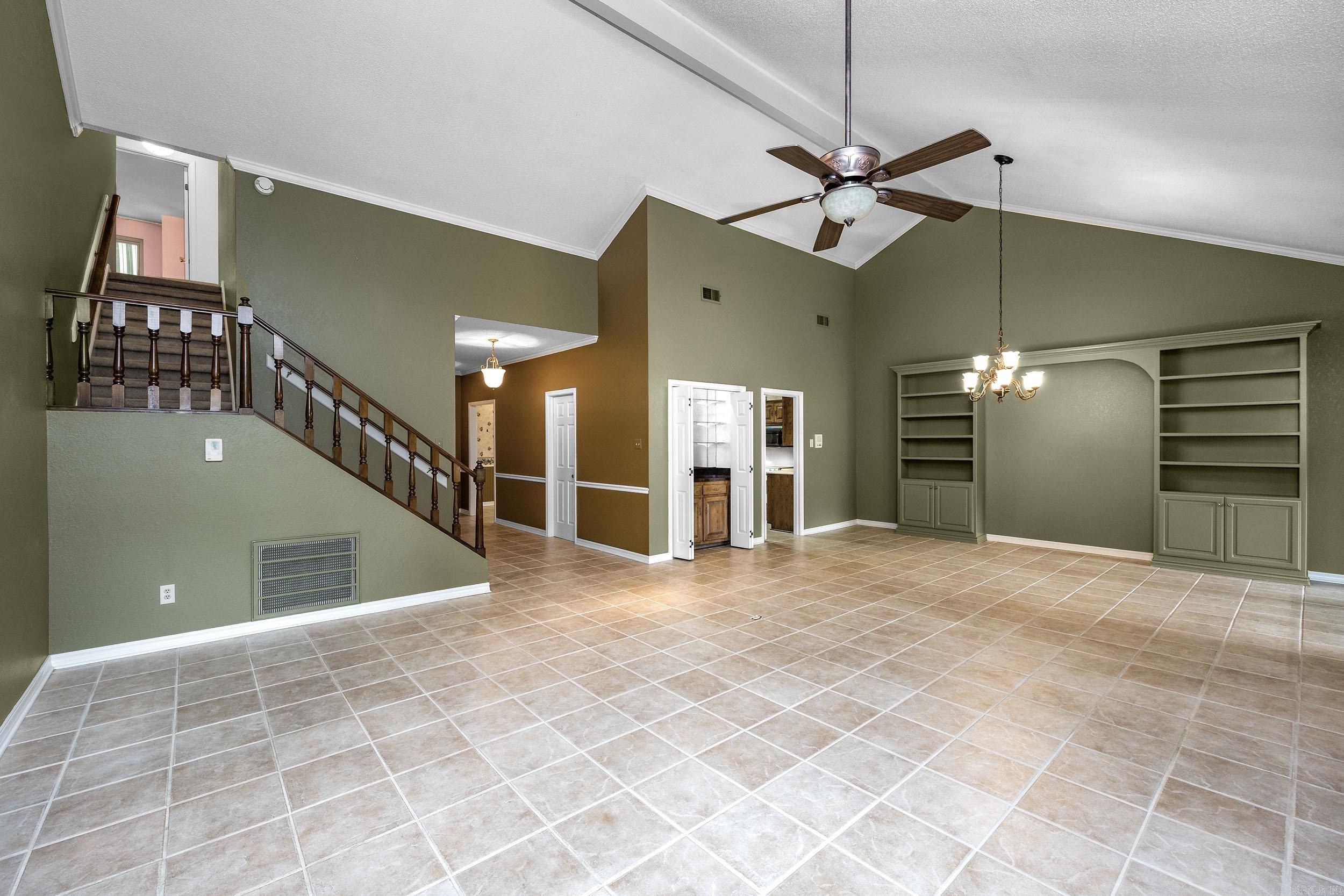 FIRST FAIRWAY ADDN - Residential