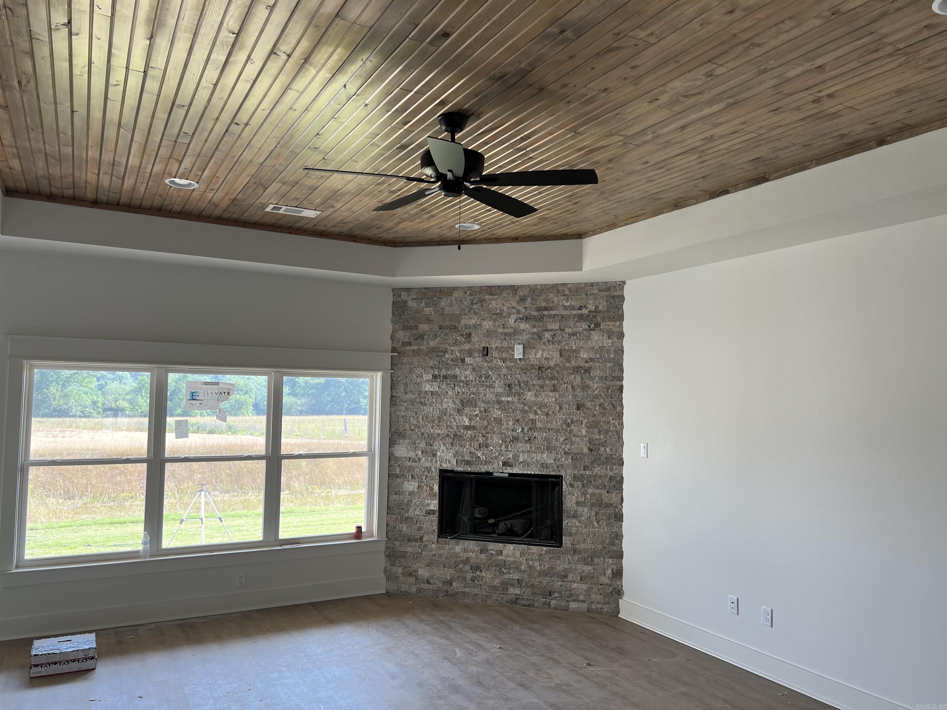 CORAL RIDGE - Residential