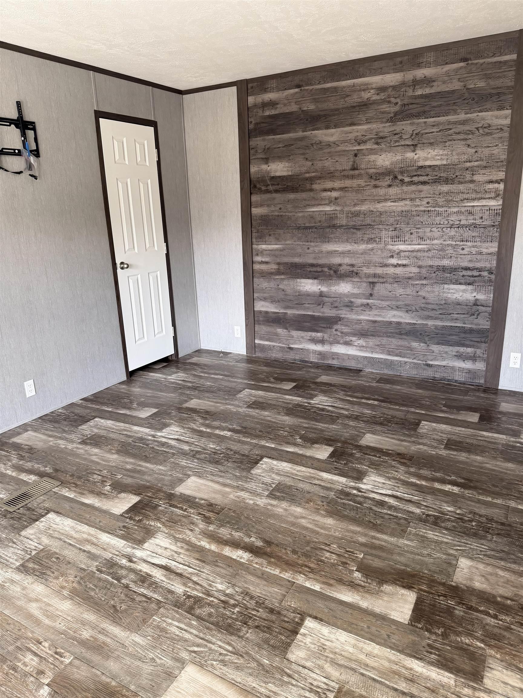 Randall Forest - Residential