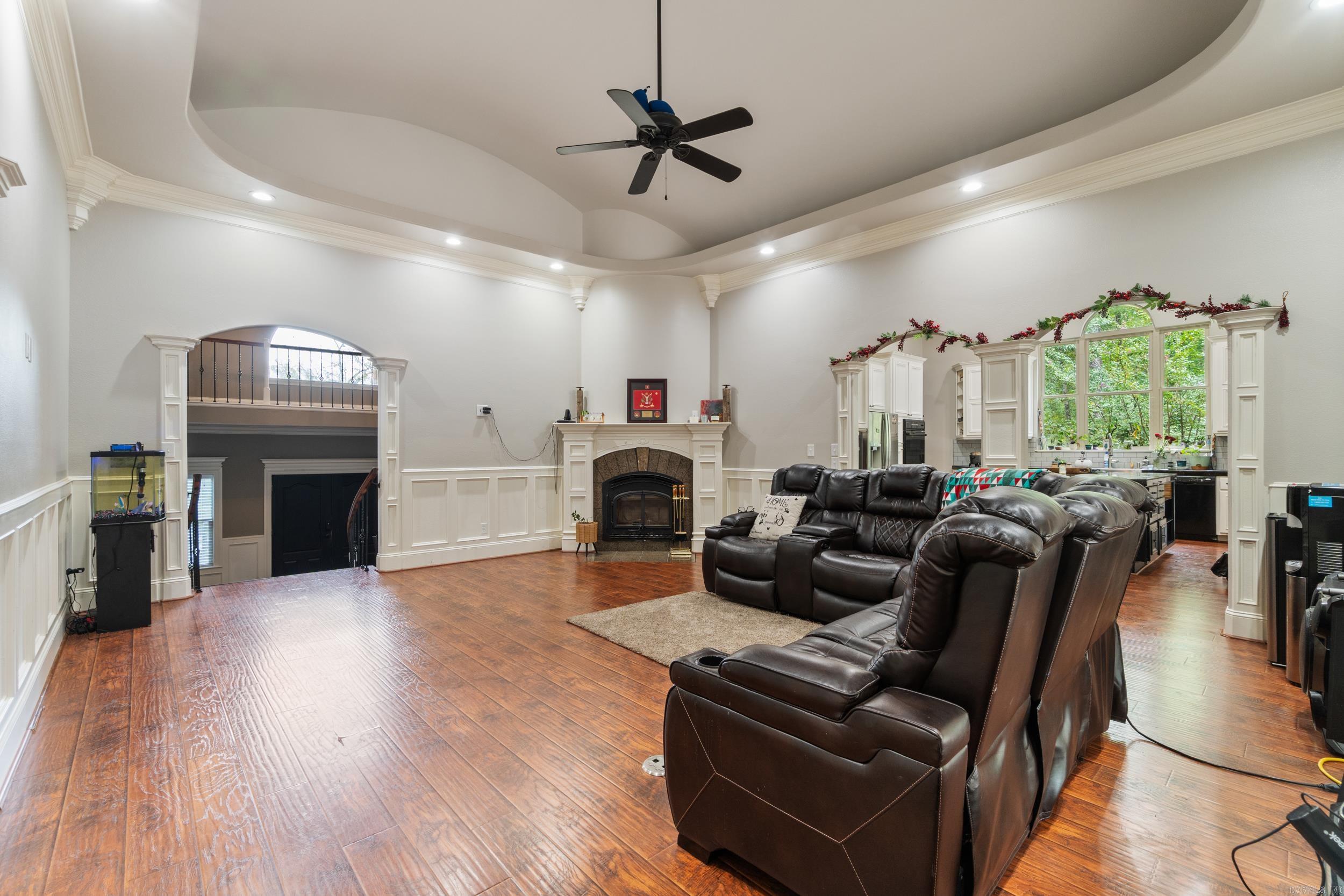 PLANTATION ACRES - Residential