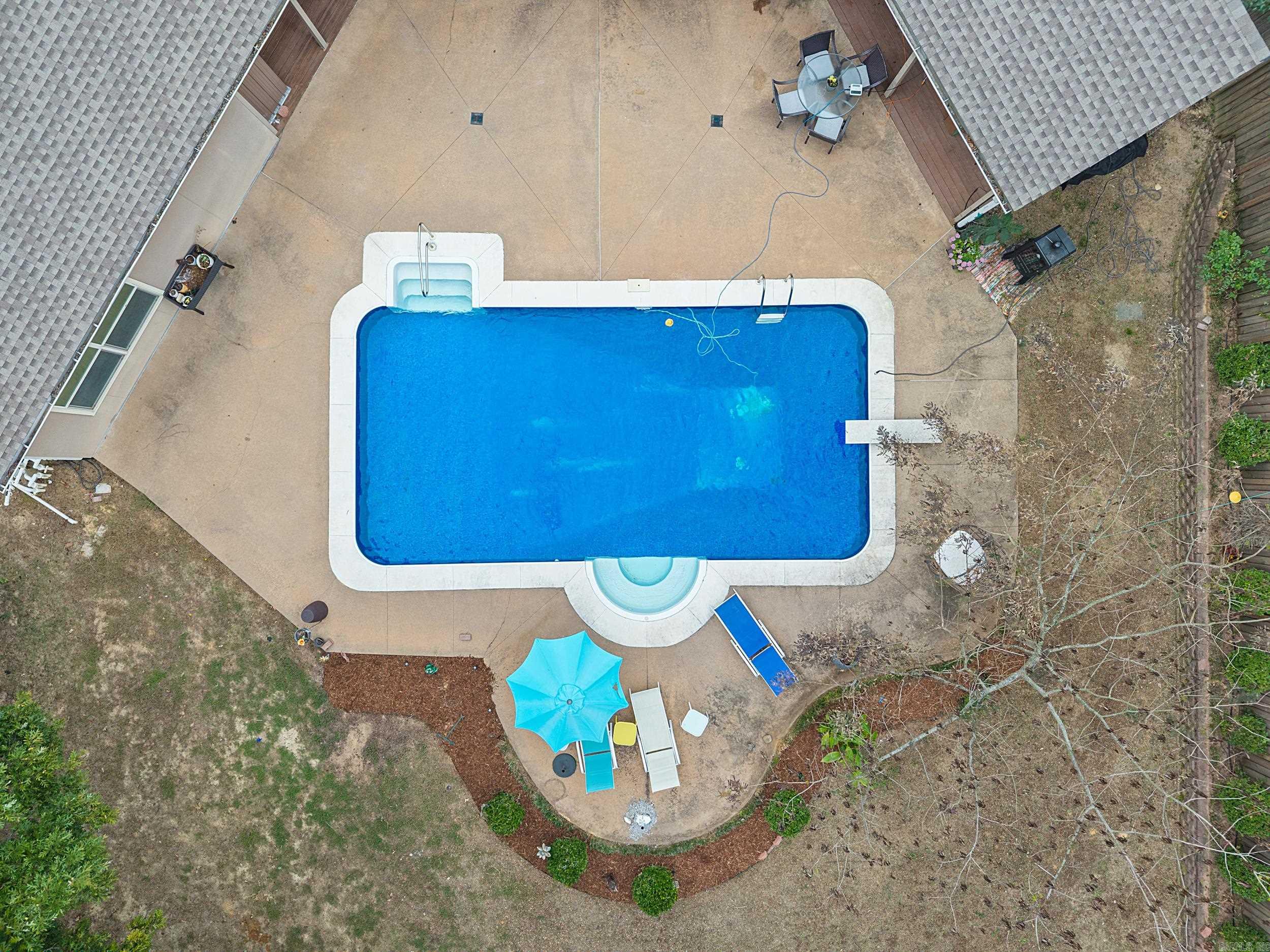 PLANTATION ACRES - Residential