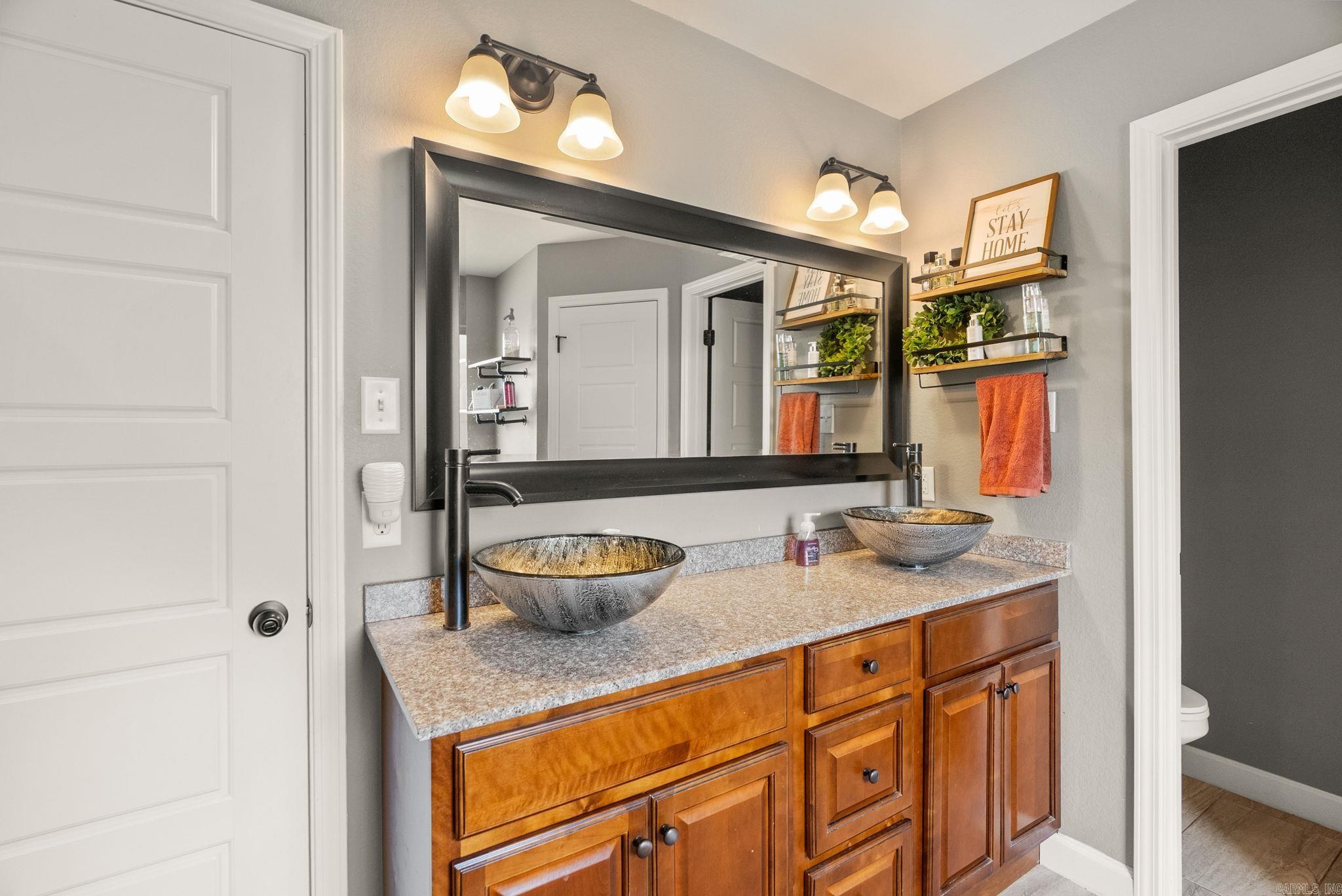 BOBWHITE - Residential