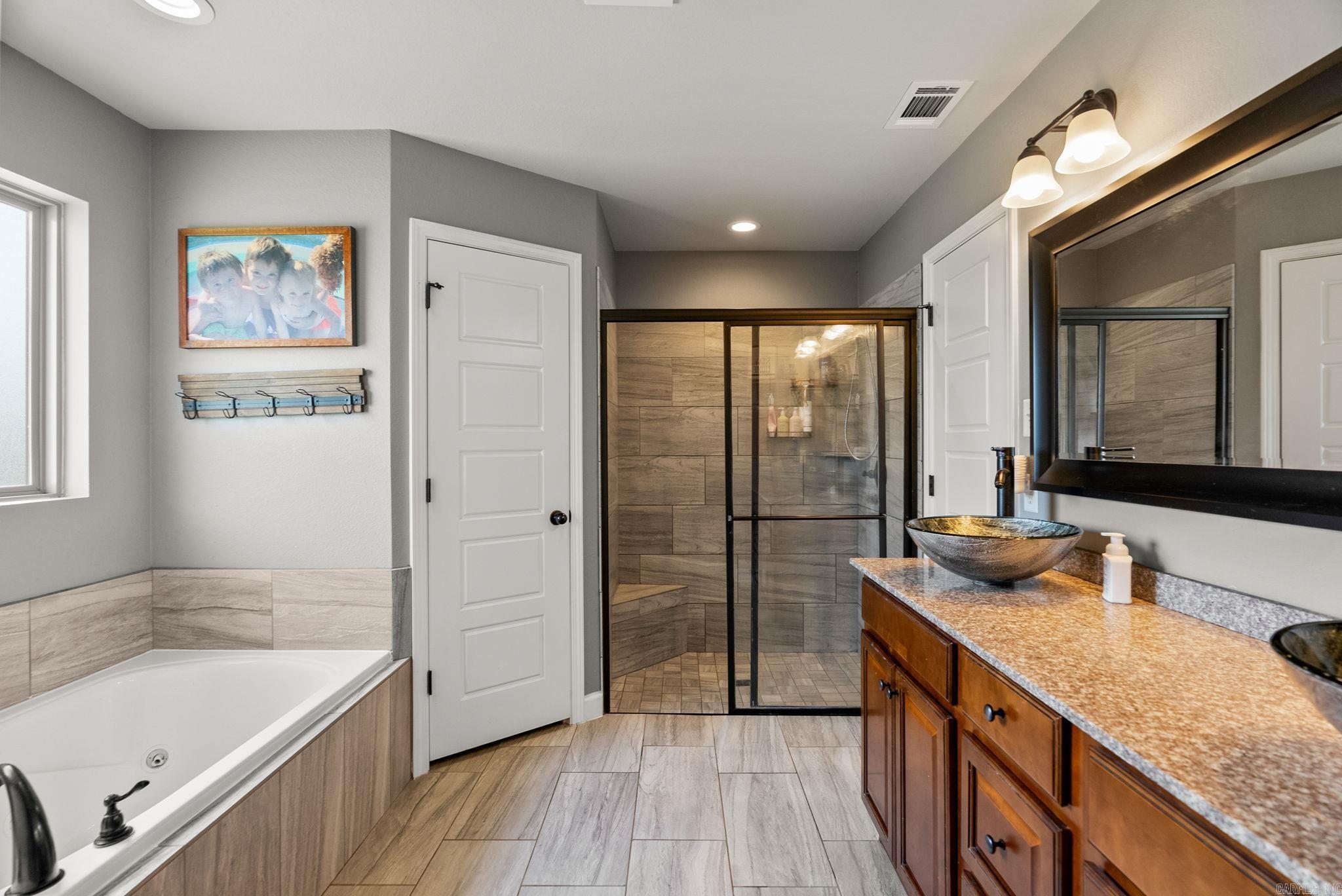 BOBWHITE - Residential