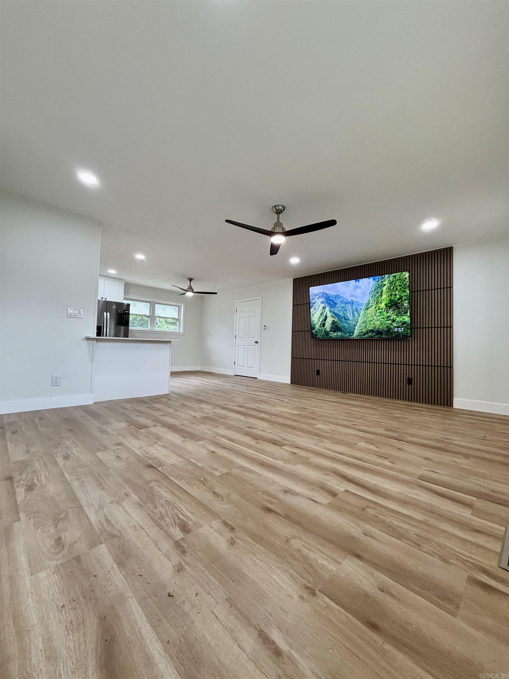AYERS, HANK - Residential