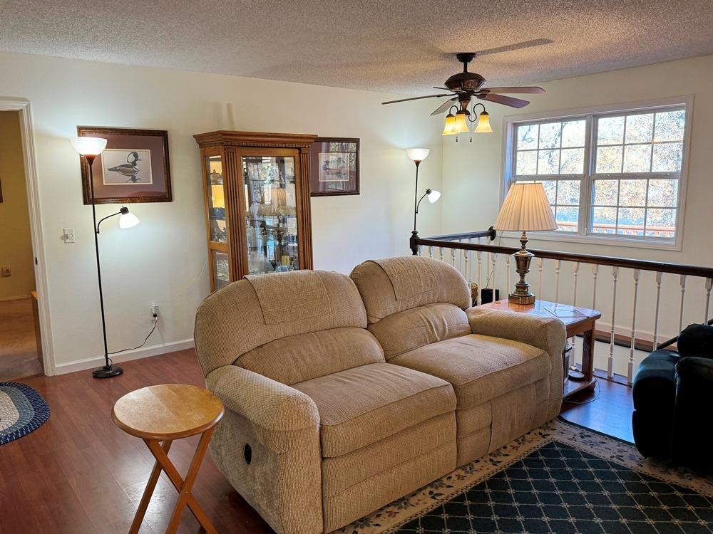 WEST LAKE - Residential