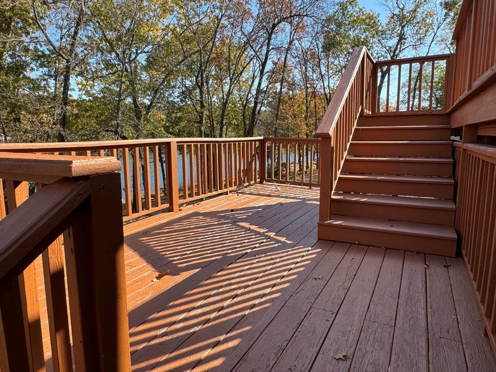 WEST LAKE - Residential