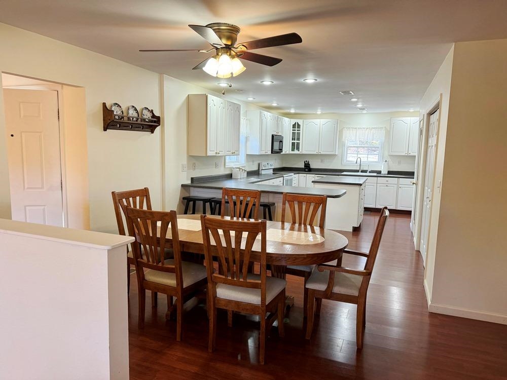 WEST LAKE - Residential