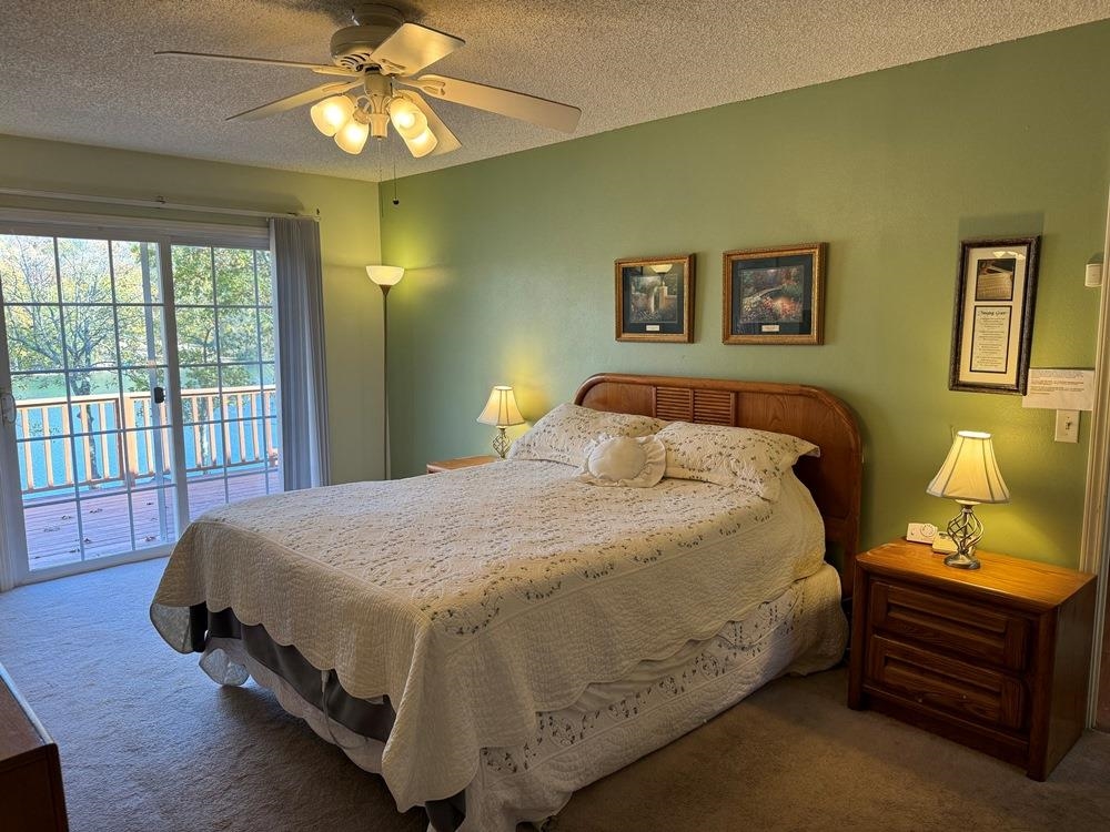 WEST LAKE - Residential