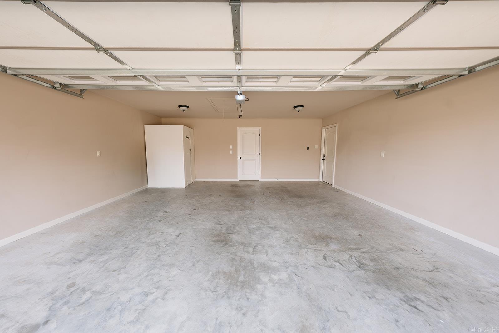 INDIAN CREEK ADD - Residential