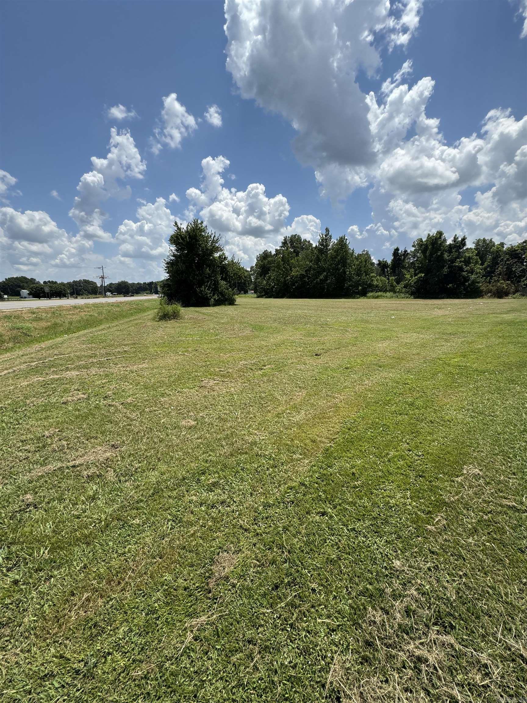 Builders, contractors, ALL are welcome to explore the potential of this lot! It could home the attraction to the city of Marvell, only needs someone with imagination to turn a vision into reality