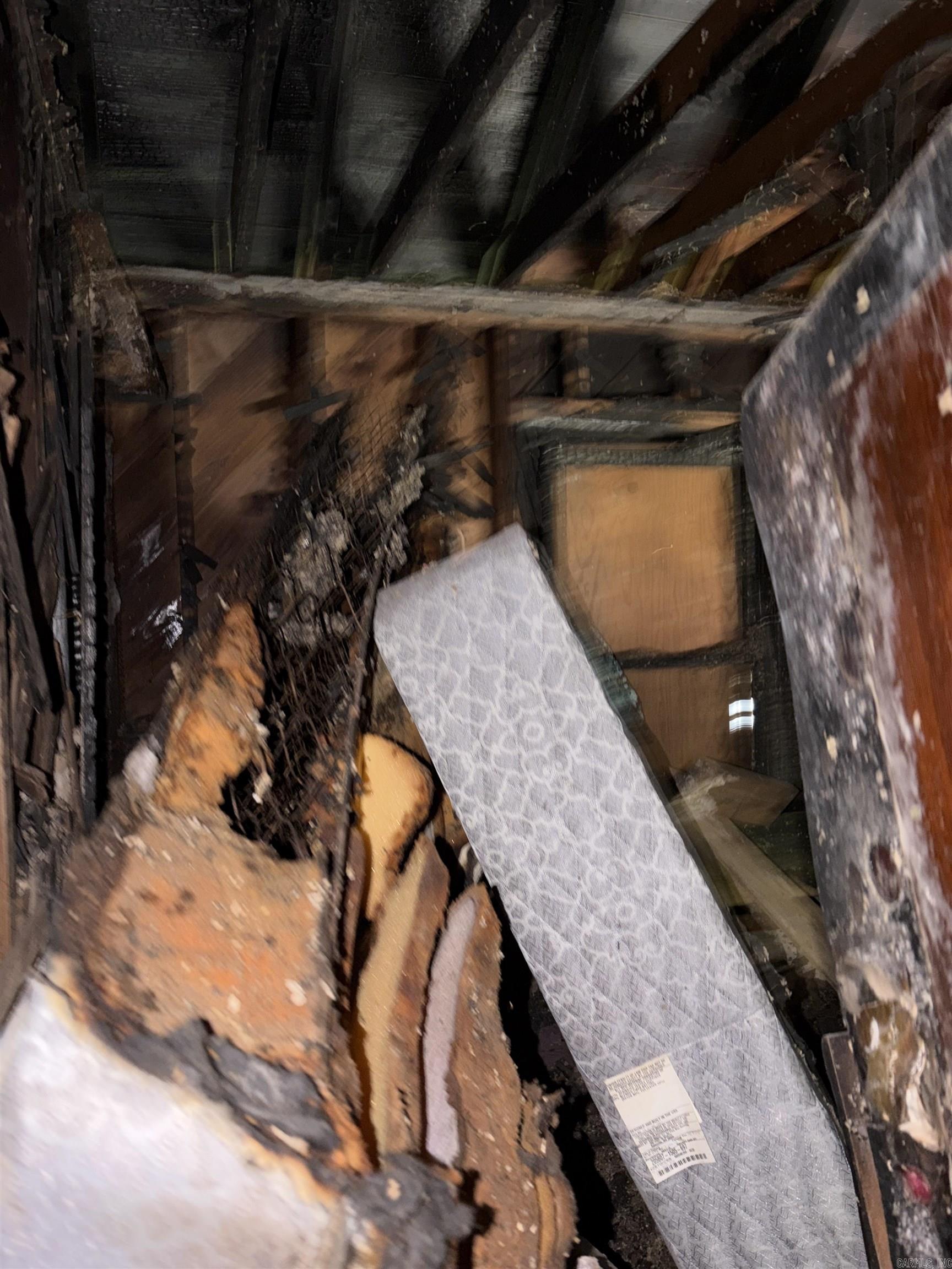 CHESTERFIELD SQUARE - Residential