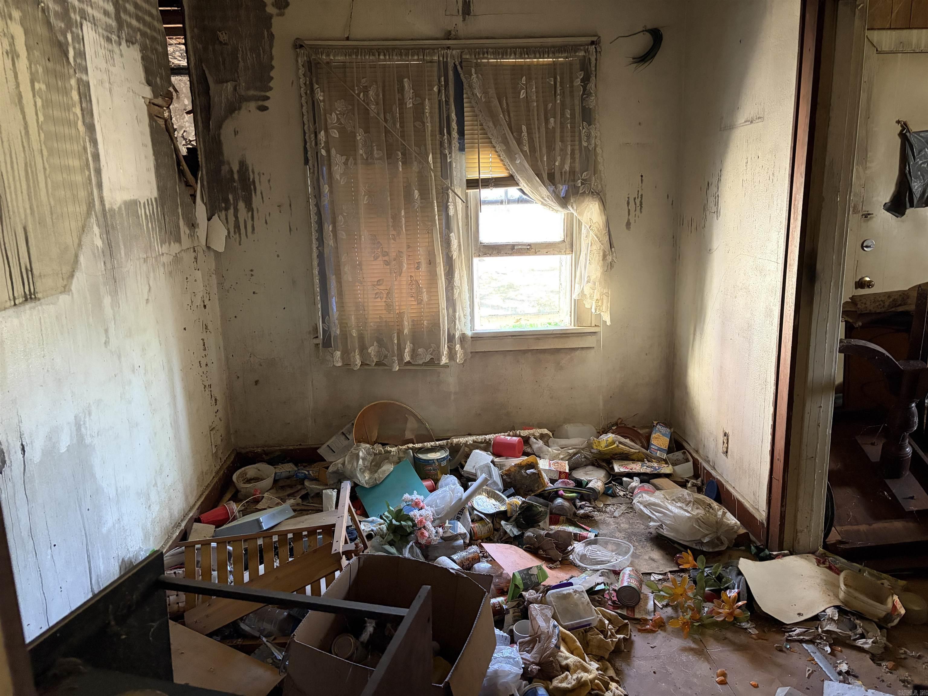 CHESTERFIELD SQUARE - Residential