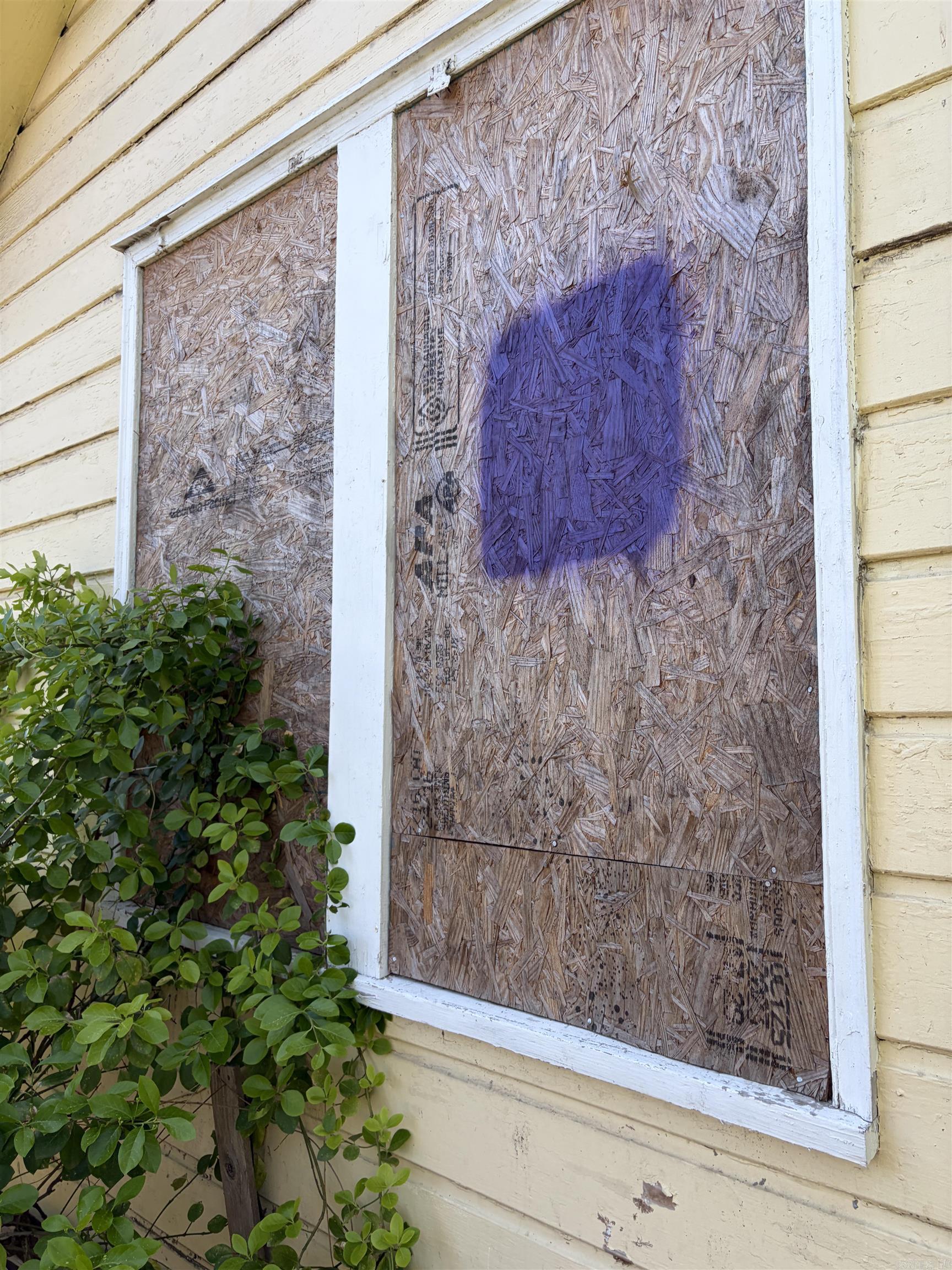 CHESTERFIELD SQUARE - Residential