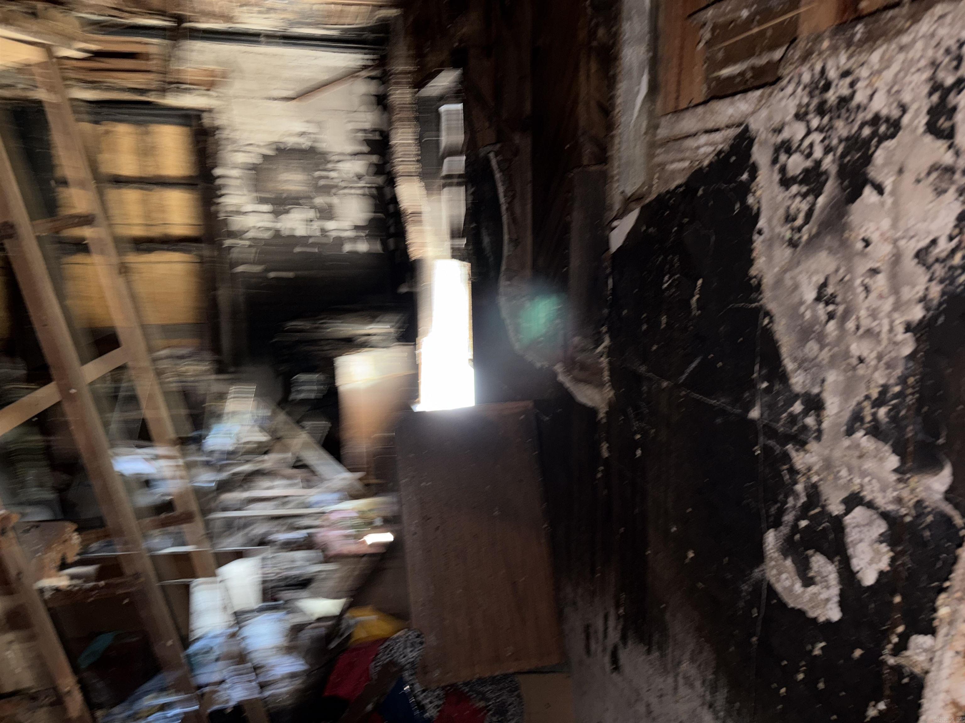 CHESTERFIELD SQUARE - Residential