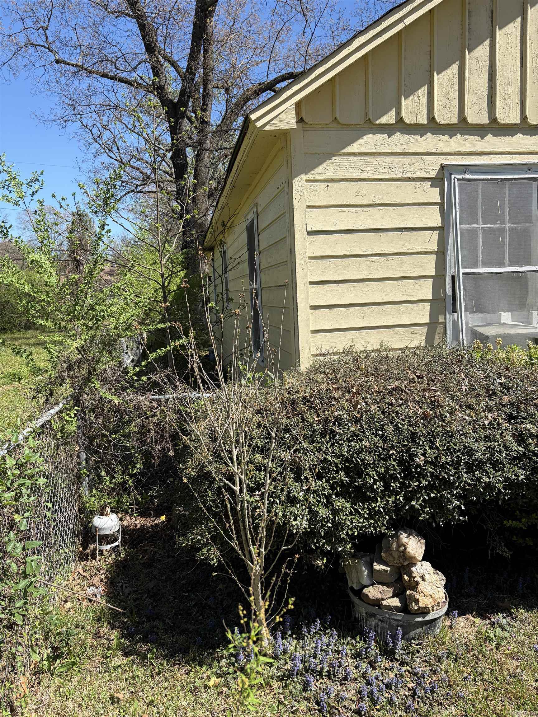 CHESTERFIELD SQUARE - Residential