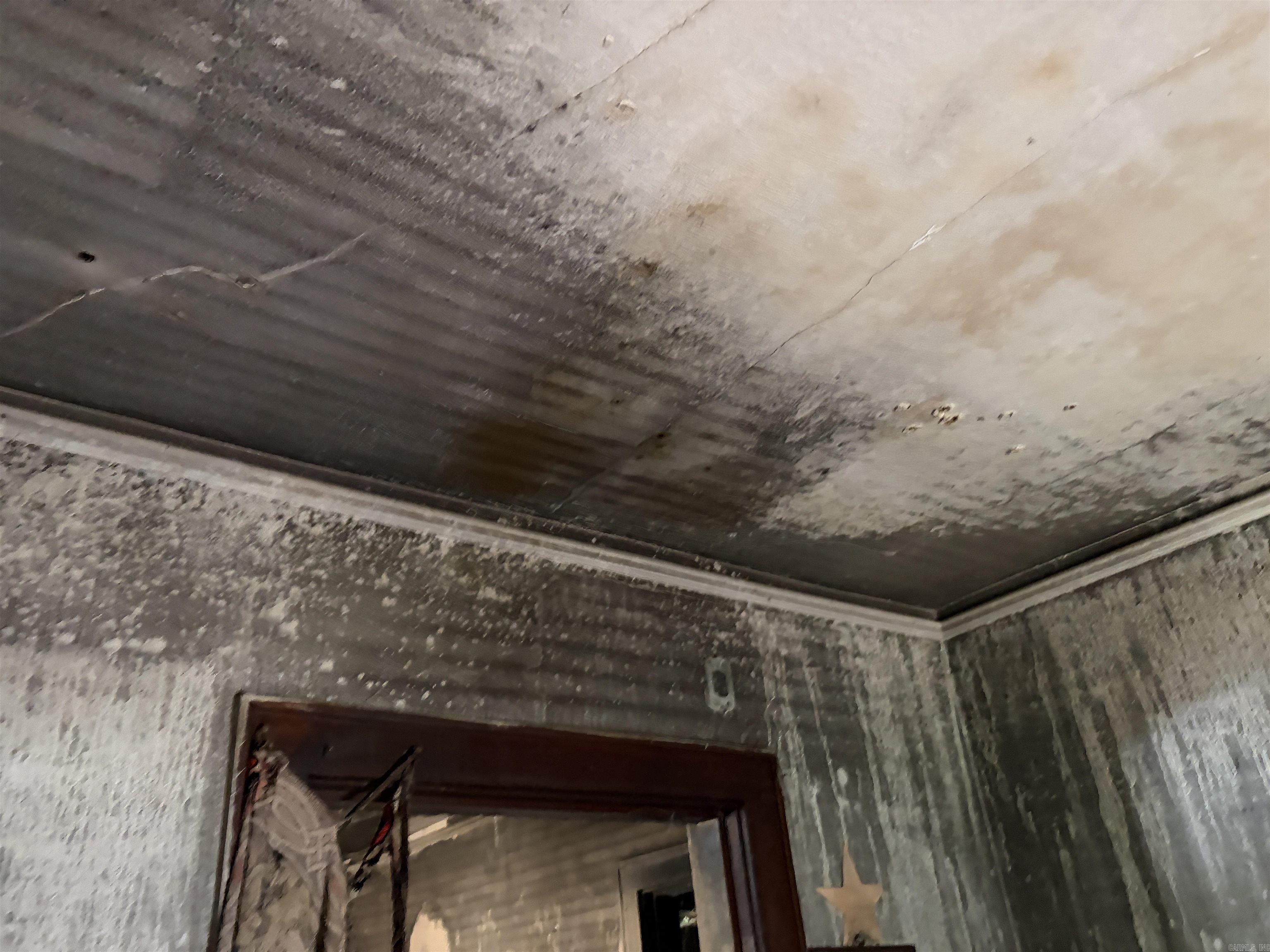 CHESTERFIELD SQUARE - Residential