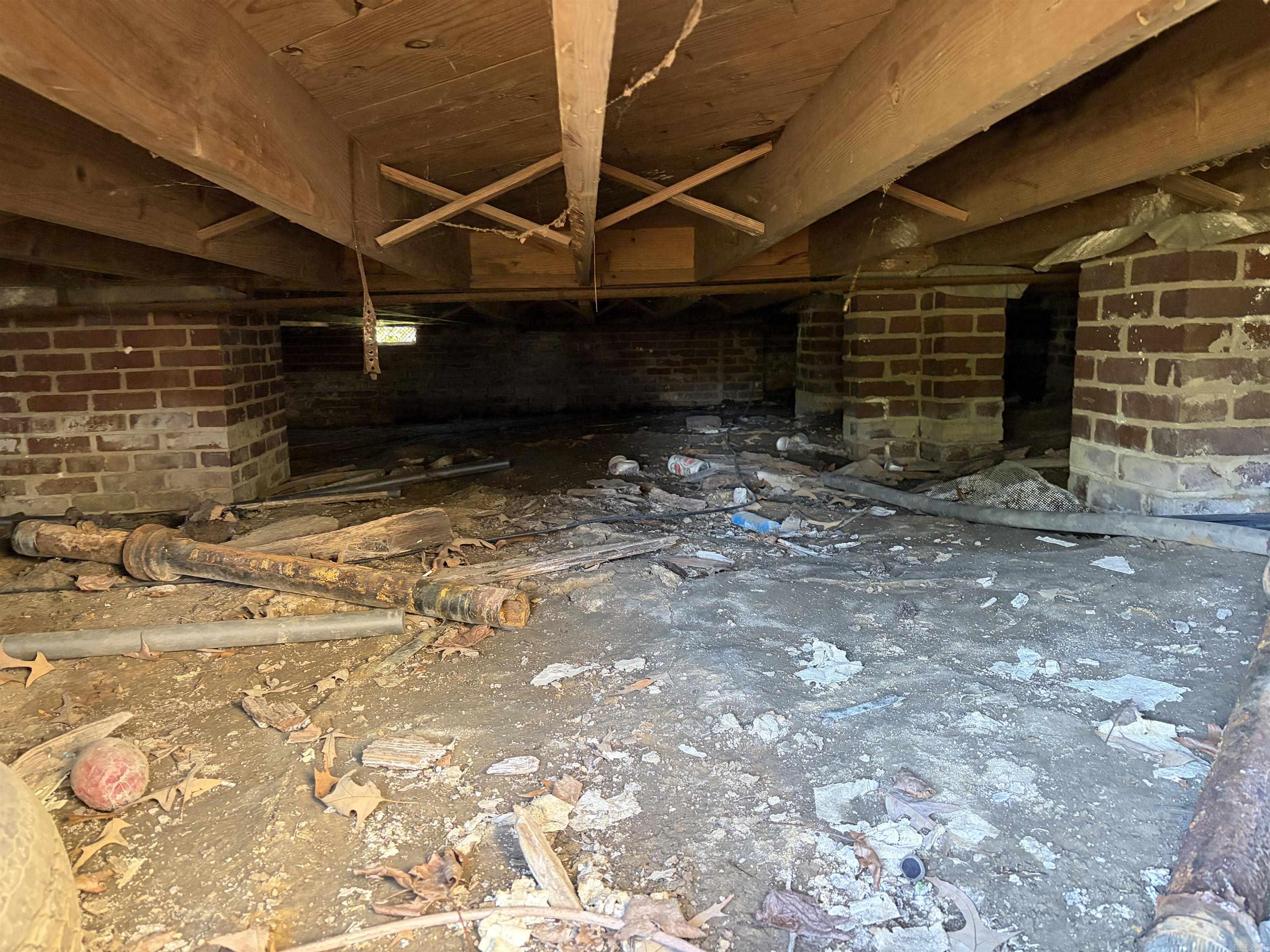 CHESTERFIELD SQUARE - Residential