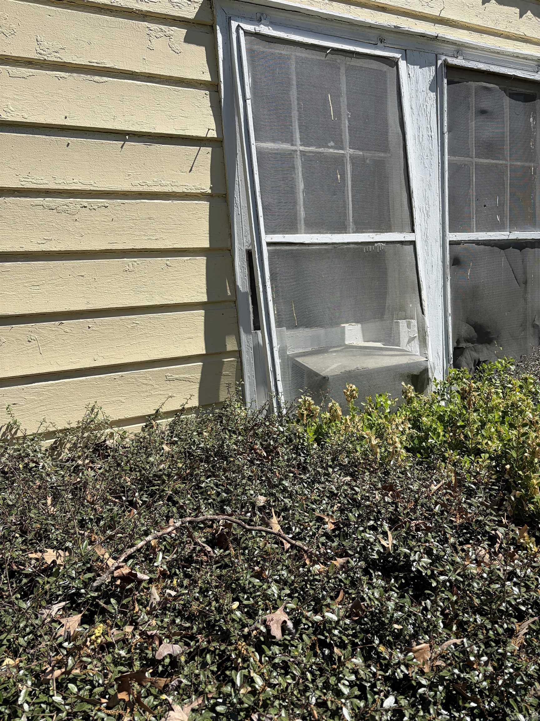 CHESTERFIELD SQUARE - Residential