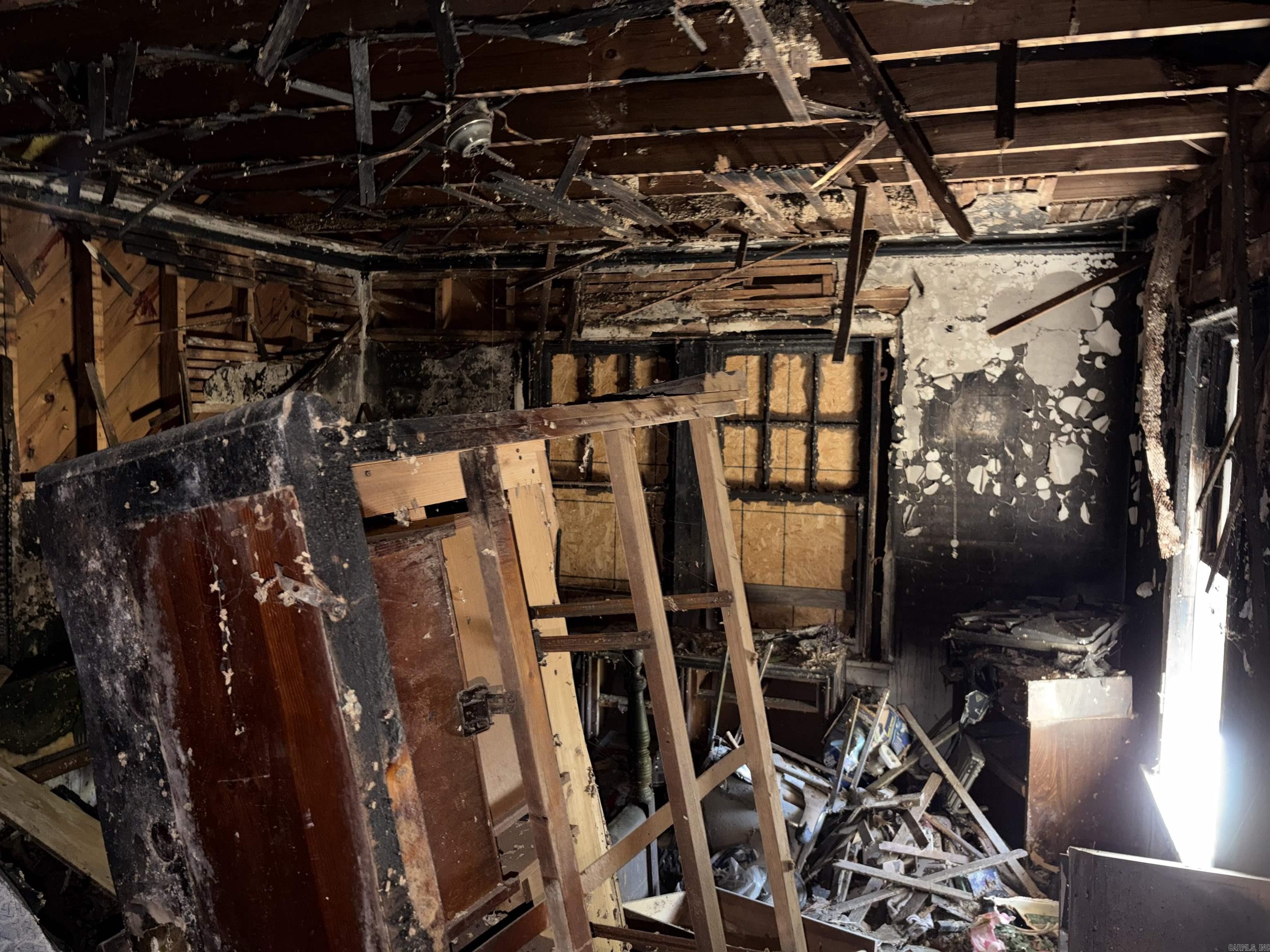 CHESTERFIELD SQUARE - Residential