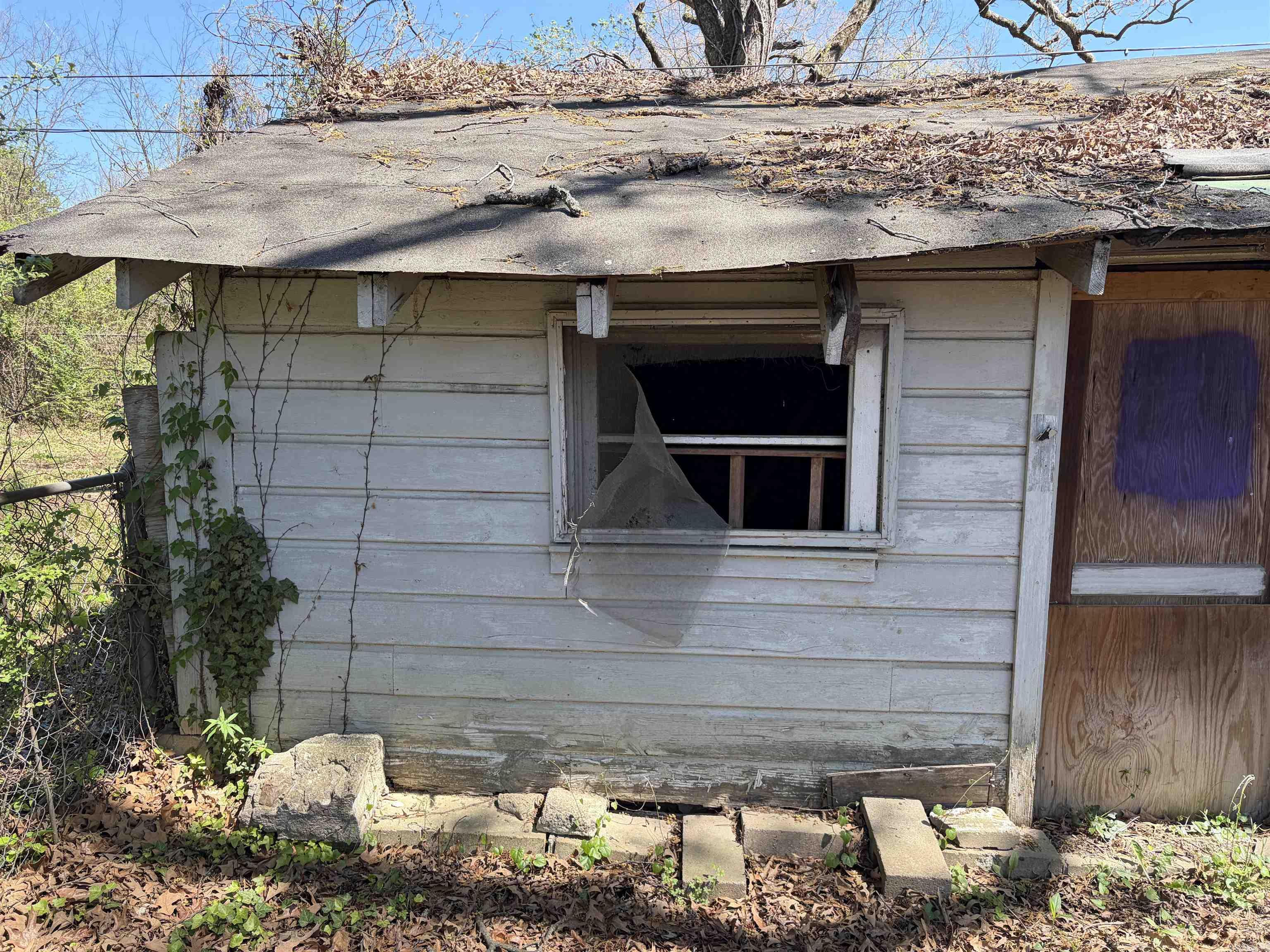 CHESTERFIELD SQUARE - Residential