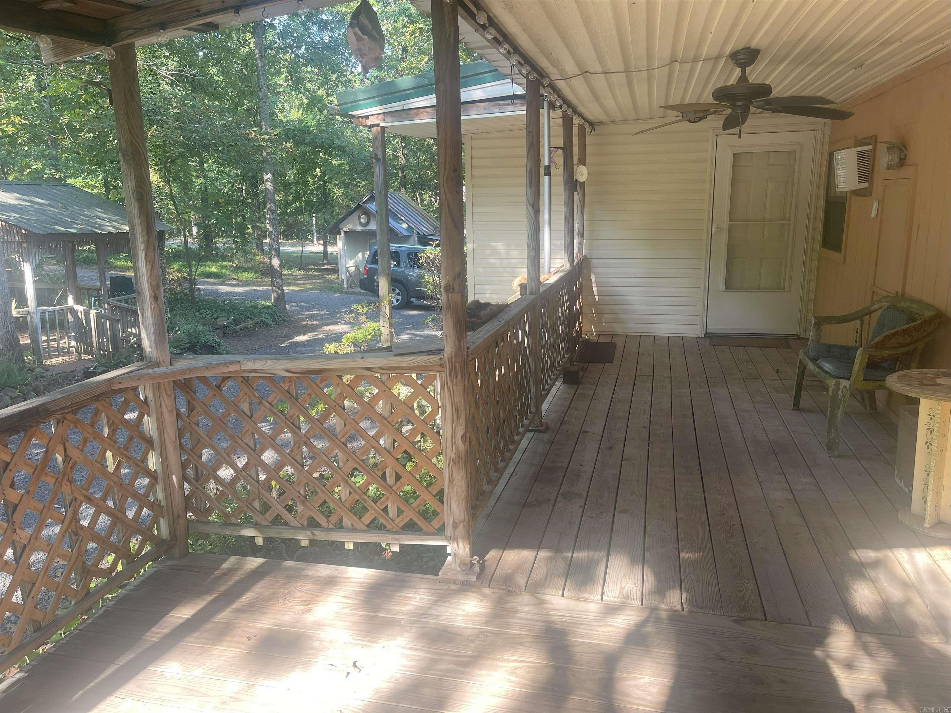 FRONTIER CANYON - Residential