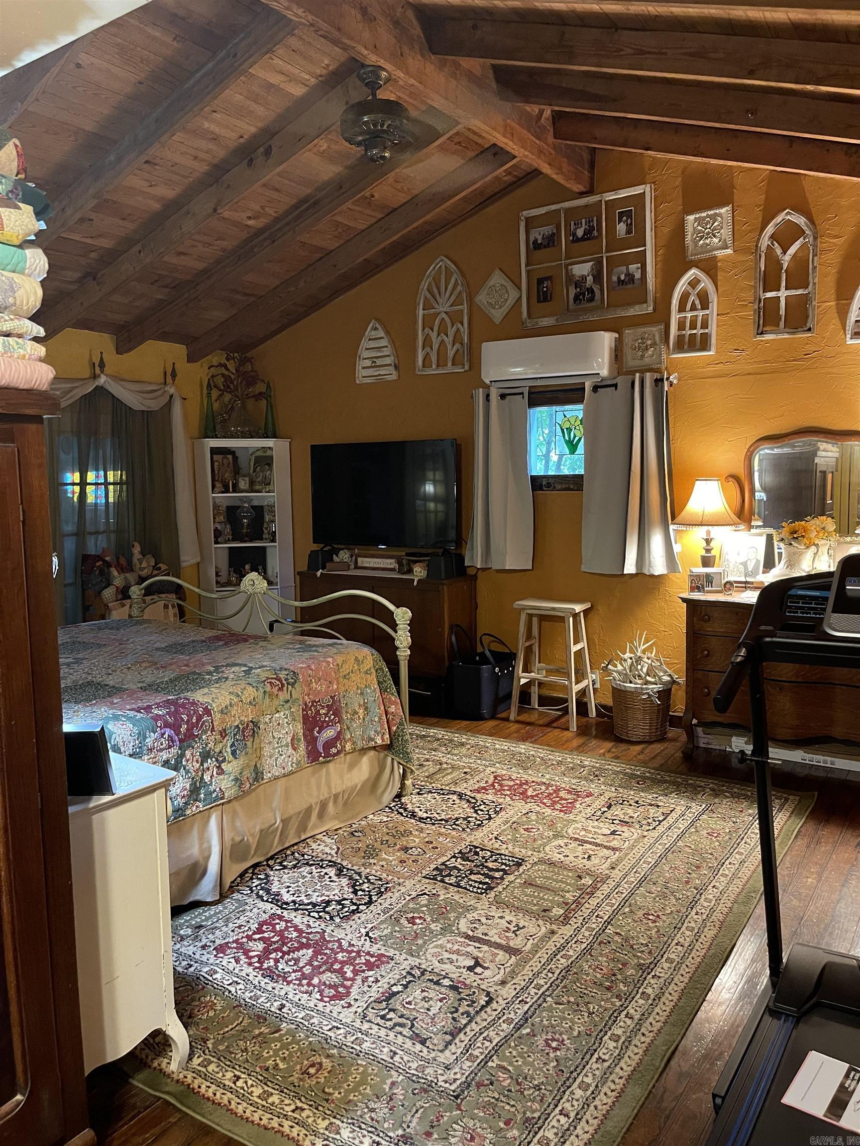 FRONTIER CANYON - Residential