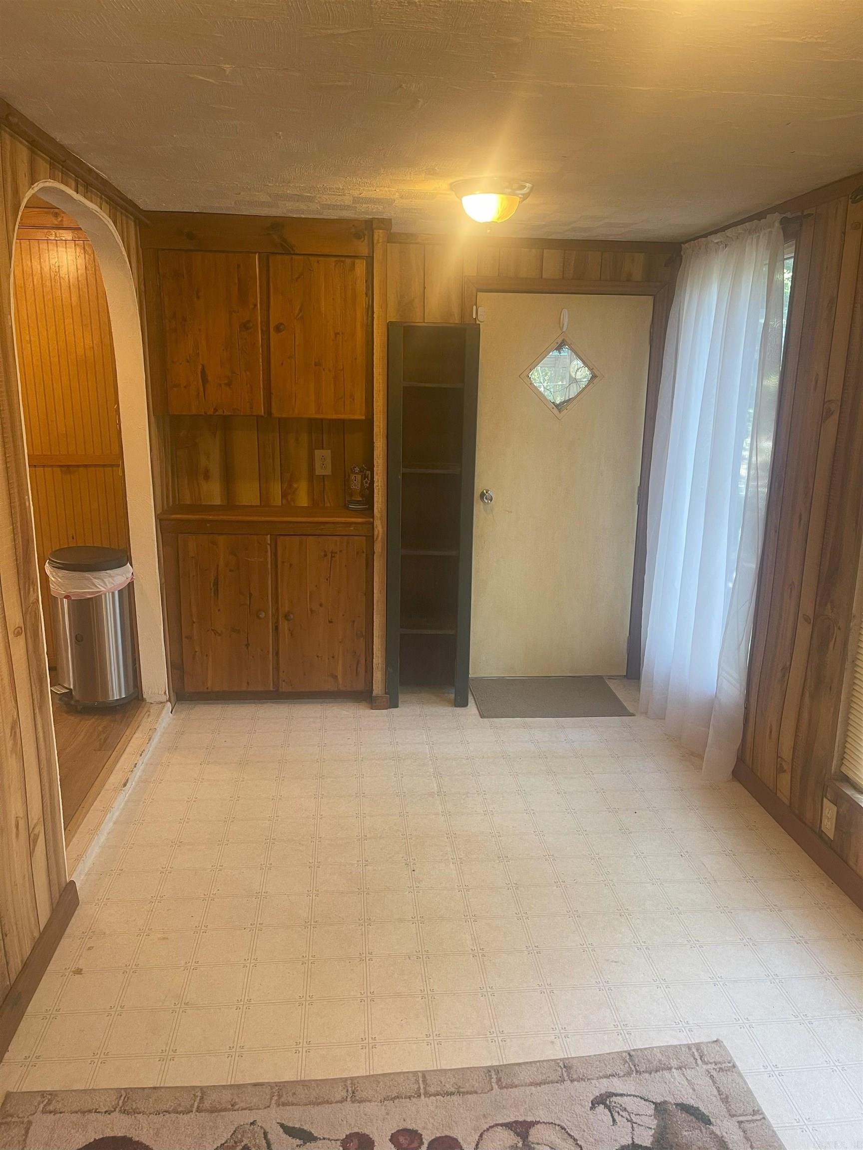 FRONTIER CANYON - Residential