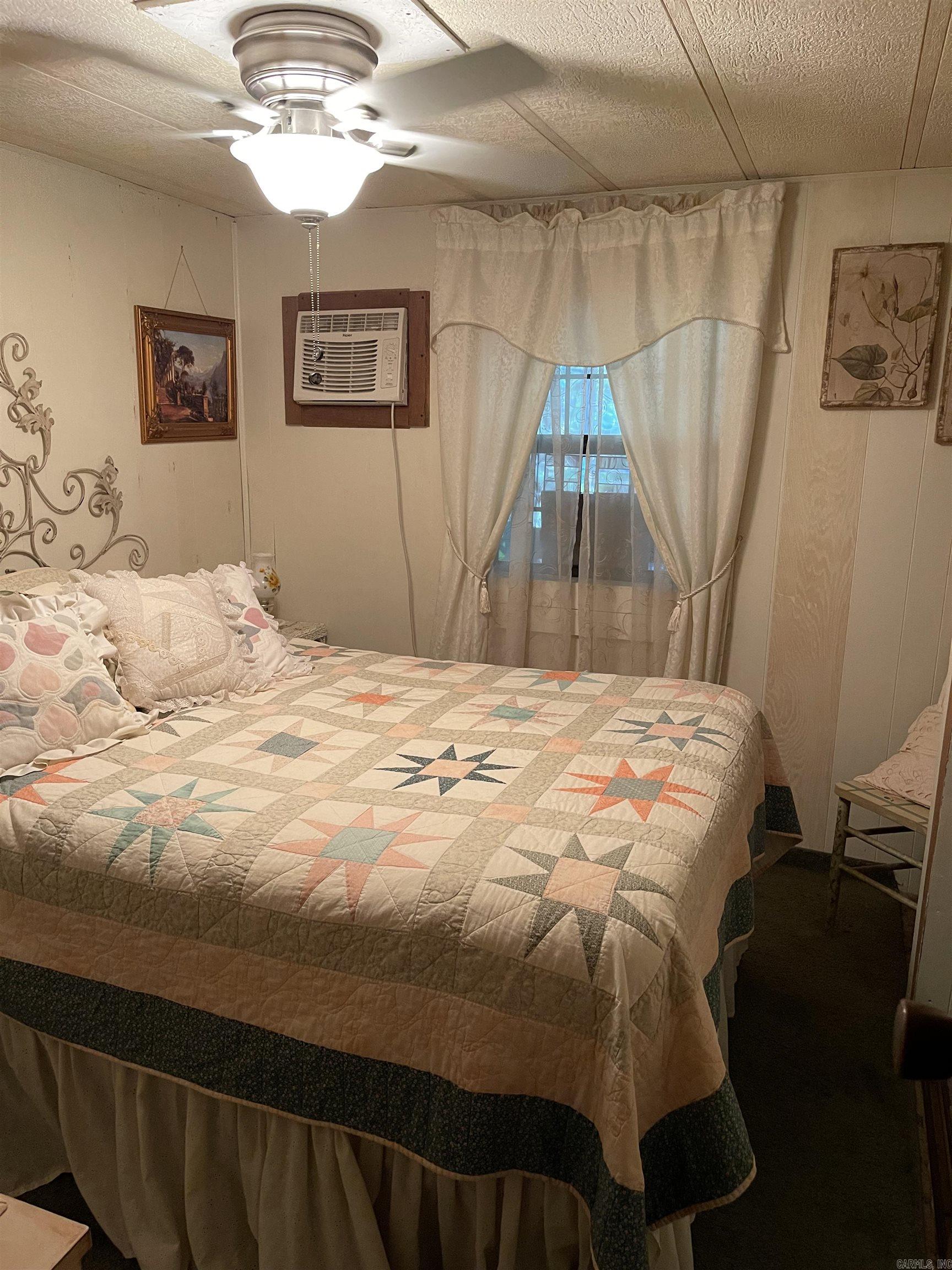 FRONTIER CANYON - Residential