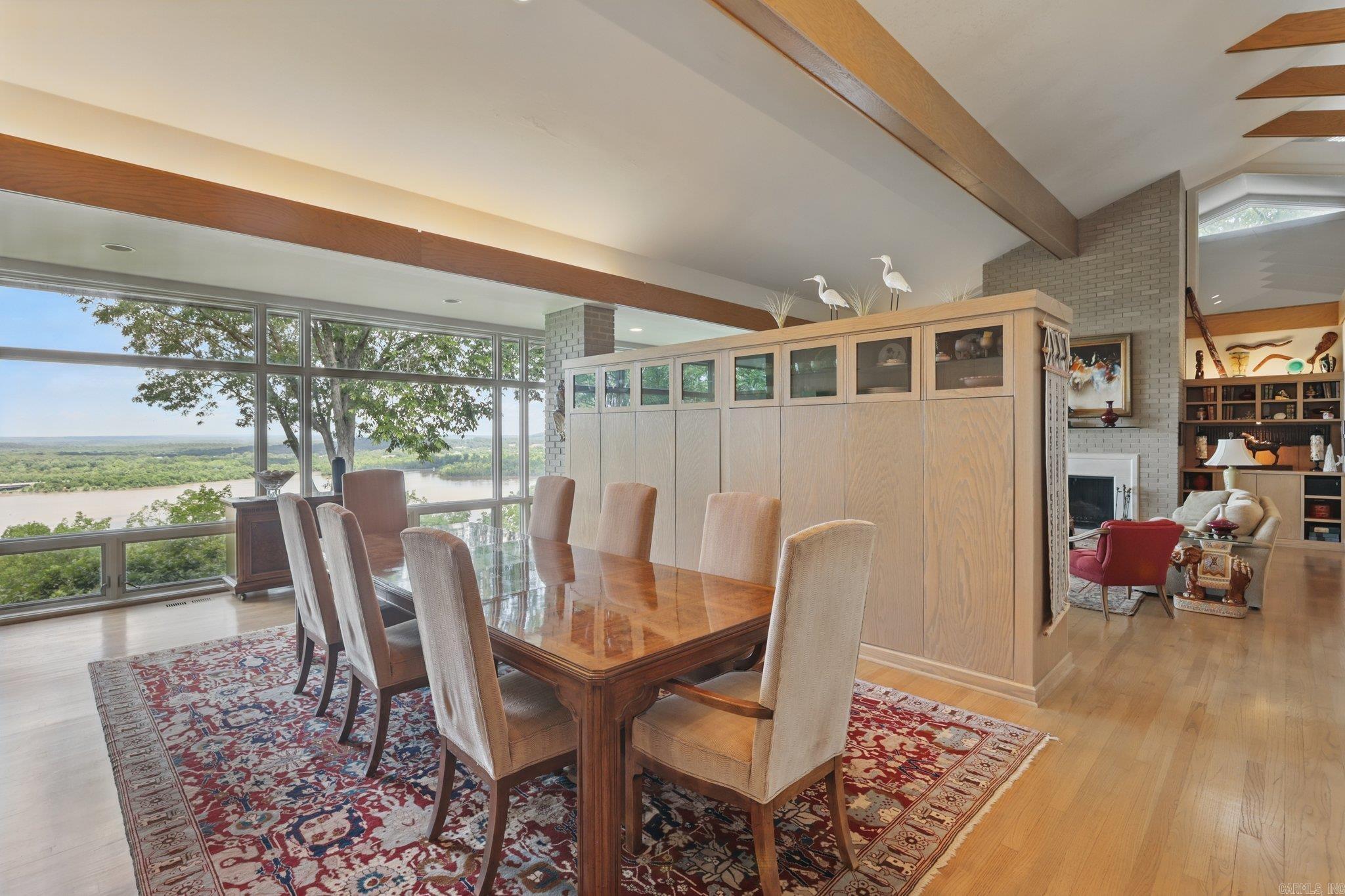 RIVERVIEW POINT - Residential