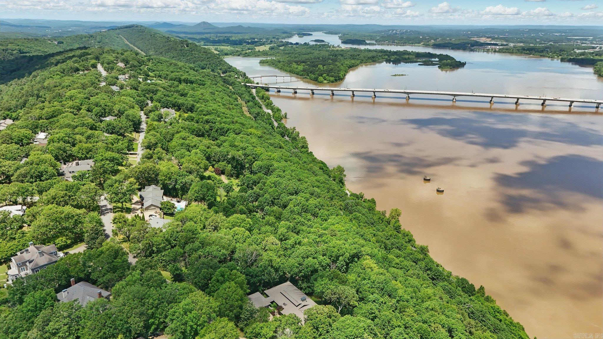 RIVERVIEW POINT - Residential