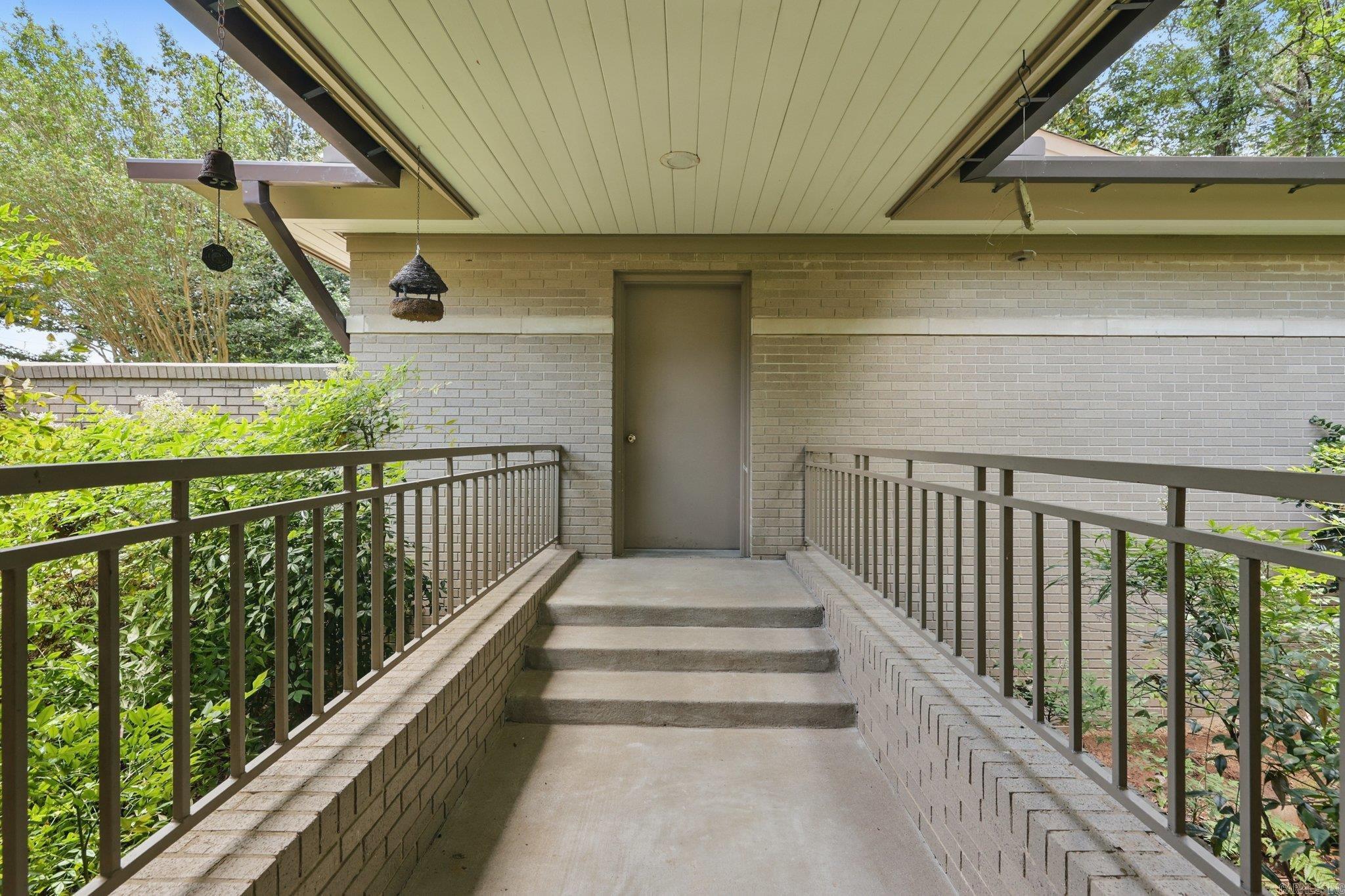 RIVERVIEW POINT - Residential