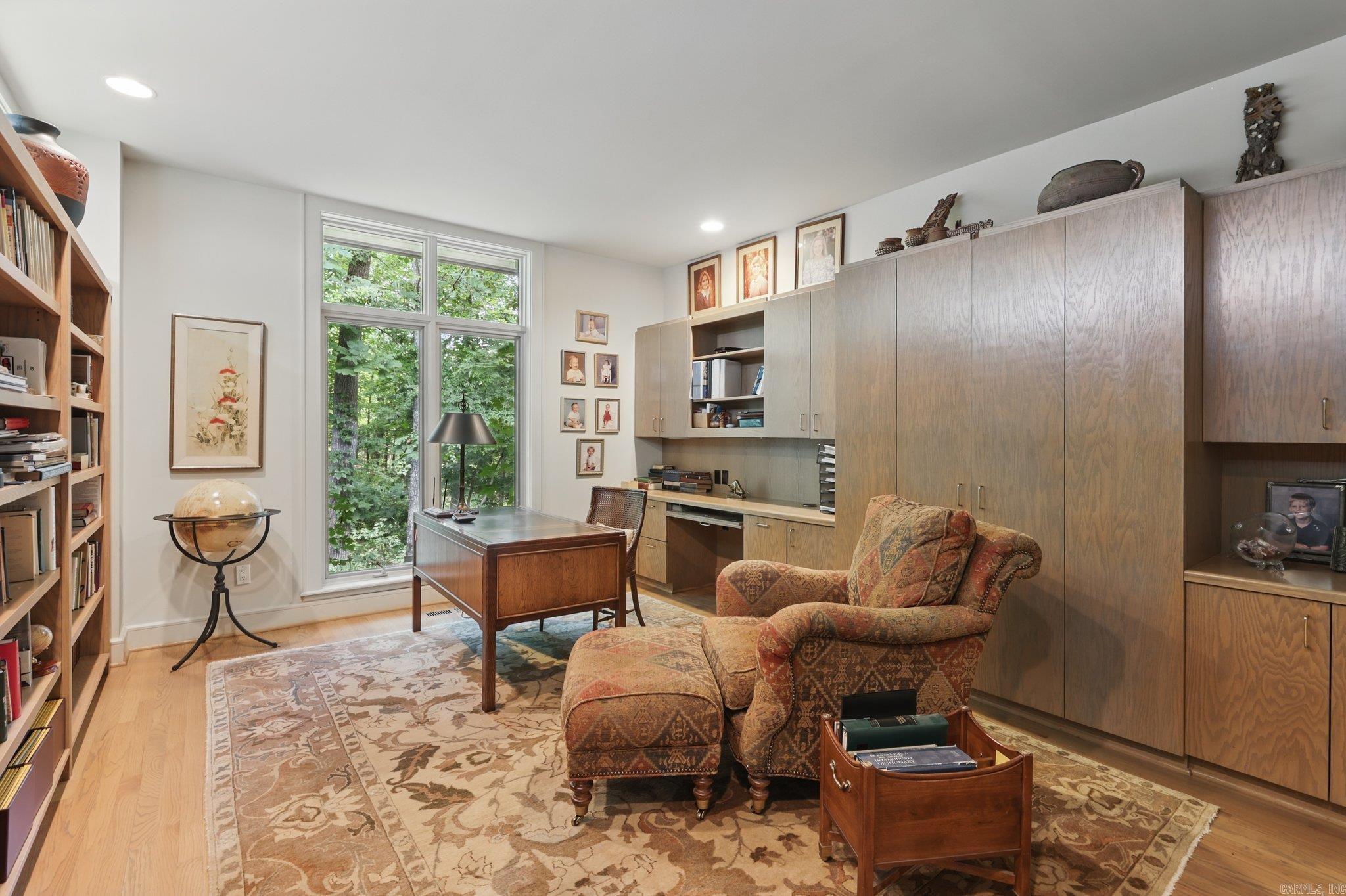 RIVERVIEW POINT - Residential