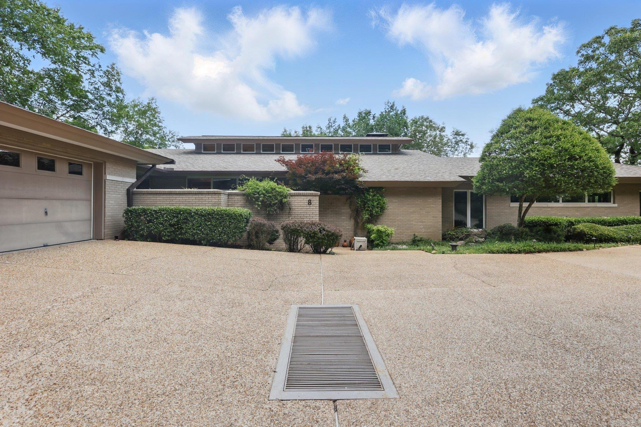 RIVERVIEW POINT - Residential