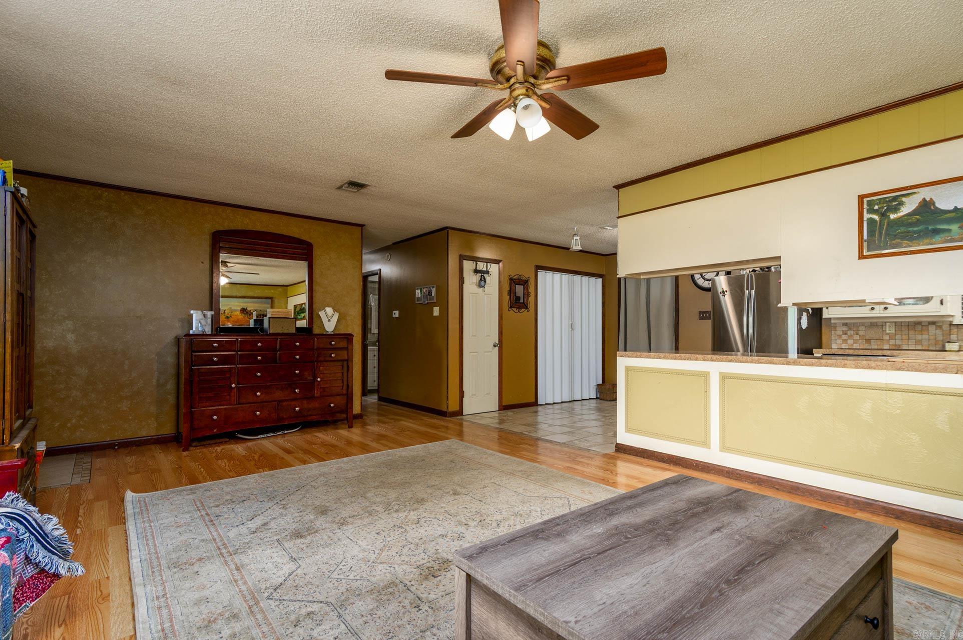 LIBERTY CREEK EST - Residential