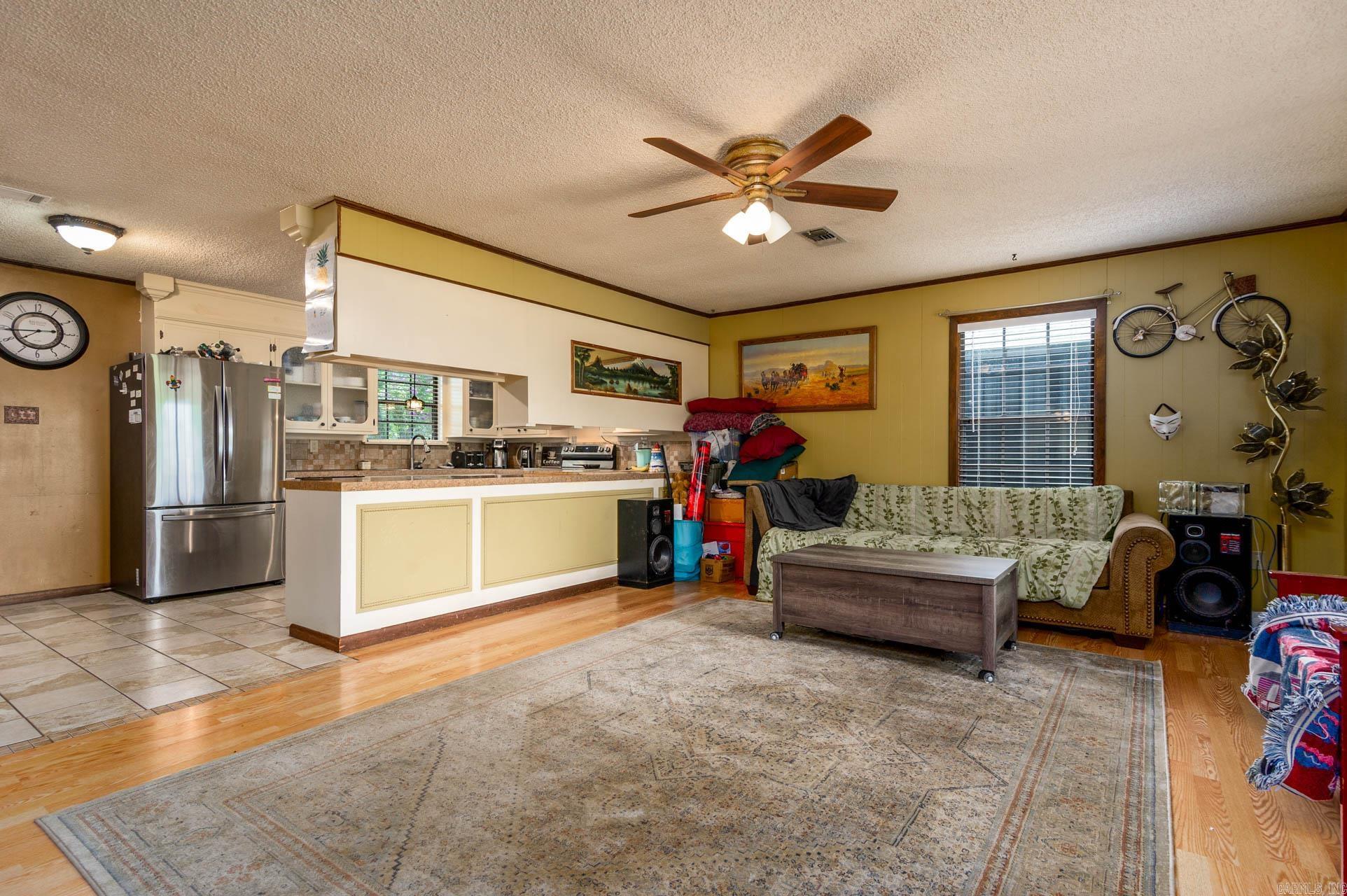 LIBERTY CREEK EST - Residential