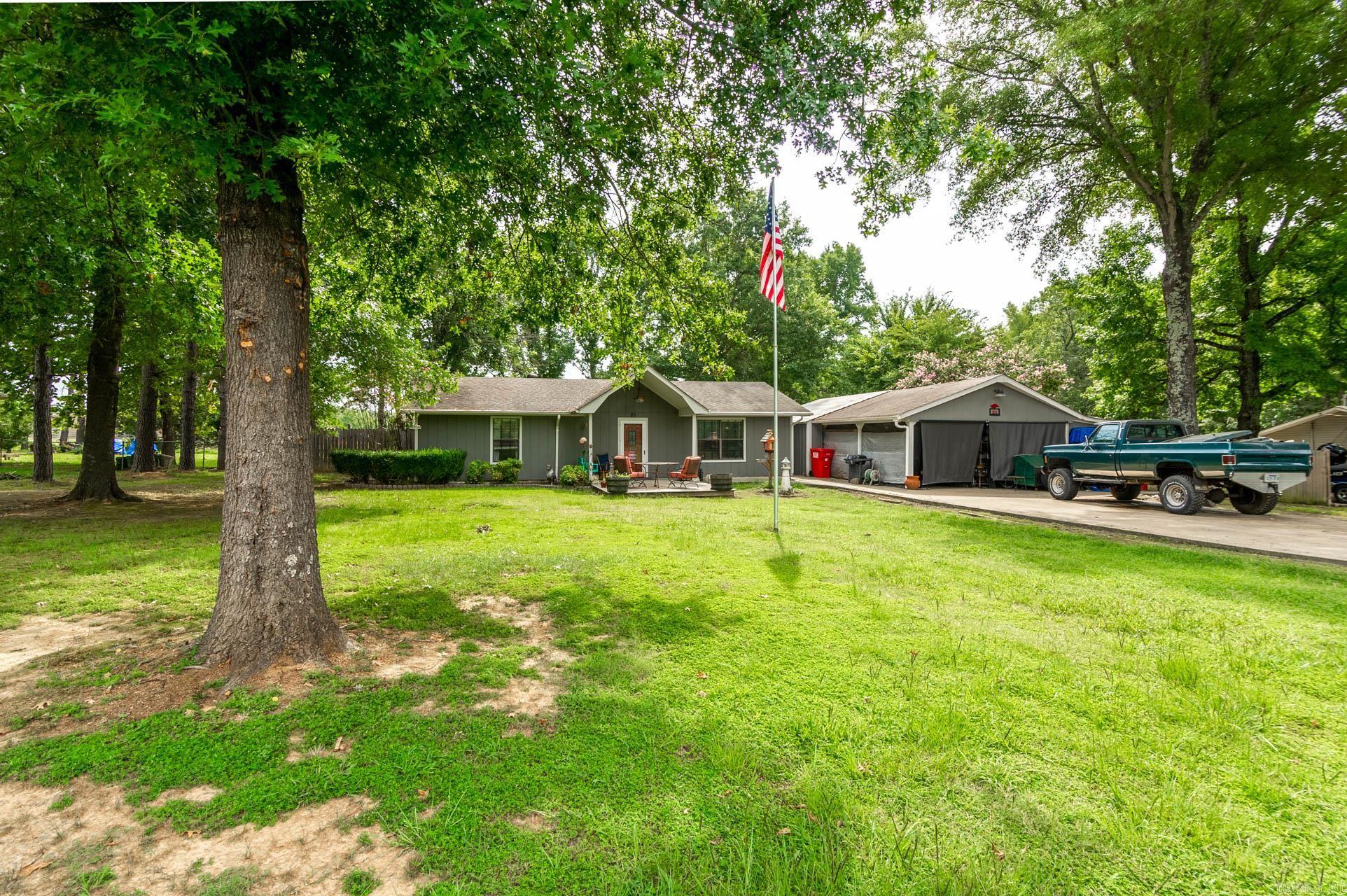 LIBERTY CREEK EST - Residential