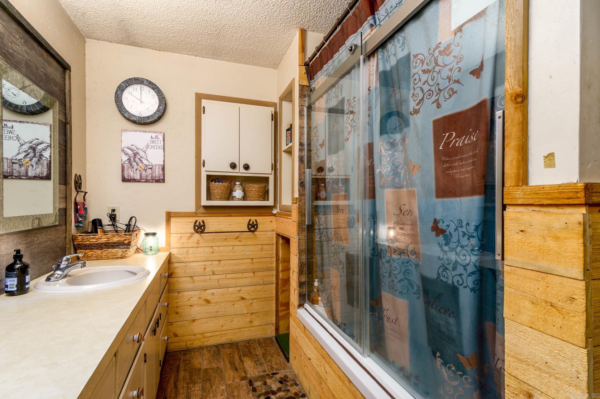 LIBERTY CREEK EST - Residential